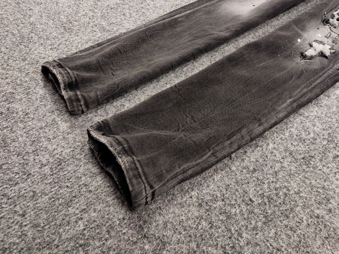 Dsquared2 Dsquared2 Designer Black Paint Logo Distressed Denim Jeans Size US 30 / EU 46 - 5 Thumbnail