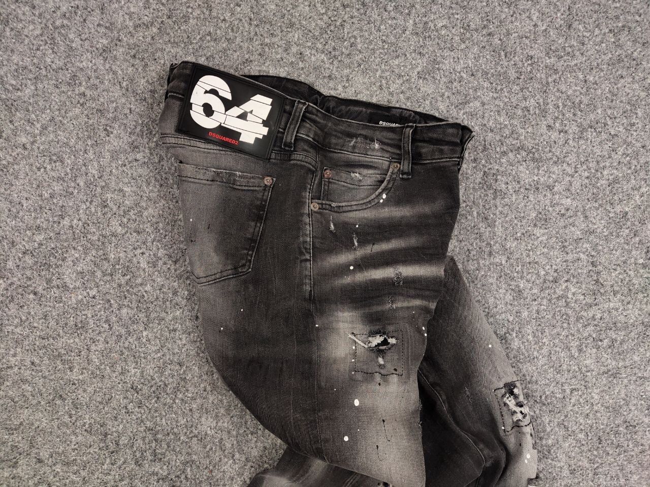 Dsquared2 Dsquared2 Designer Black Paint Logo Distressed Denim Jeans Size US 30 / EU 46 - 18 Thumbnail