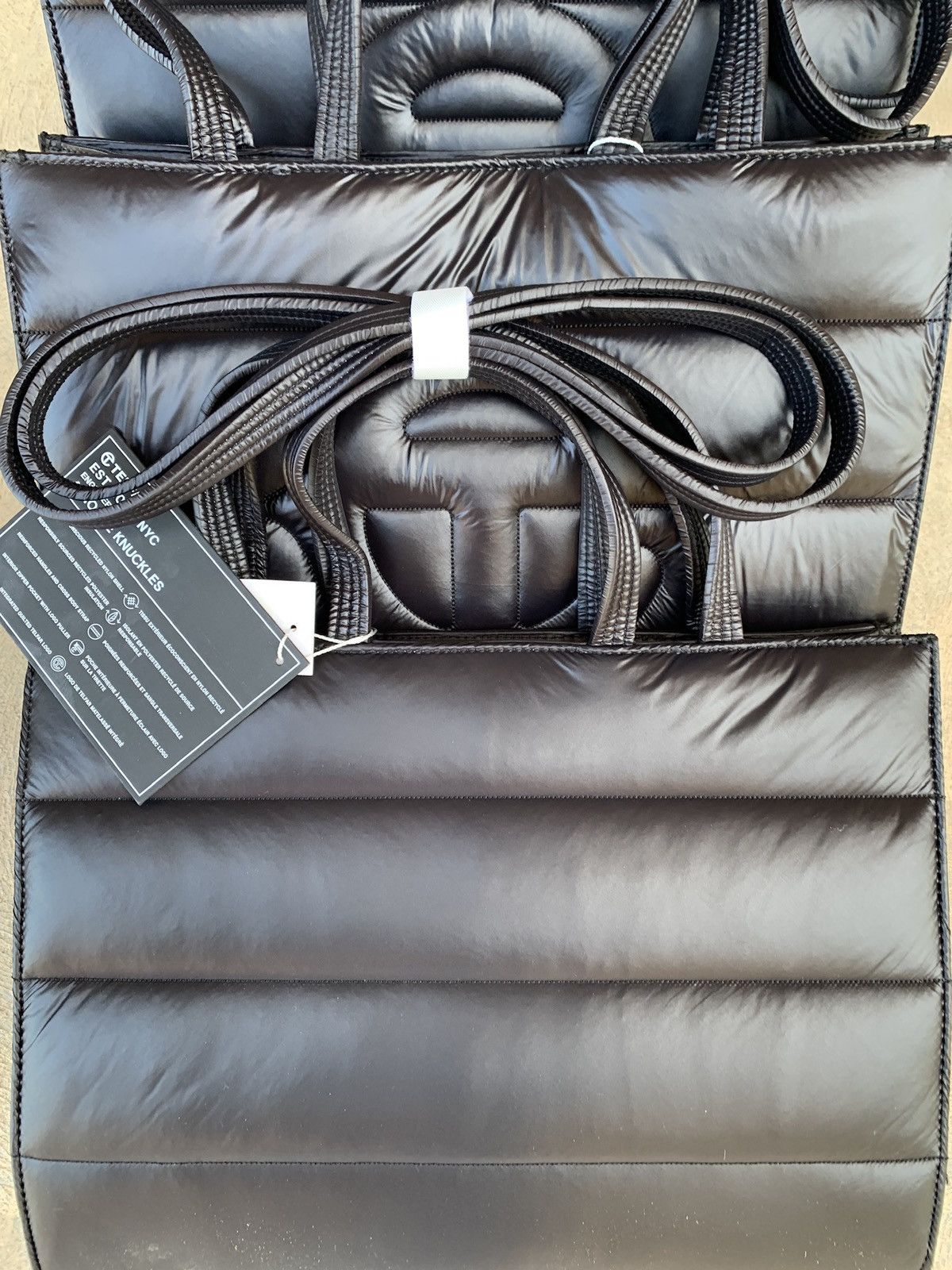 Moose Knuckles × Telfar MEDIUM PUFF SHOPPER (BLACK) Size ONE SIZE - 7 Thumbnail