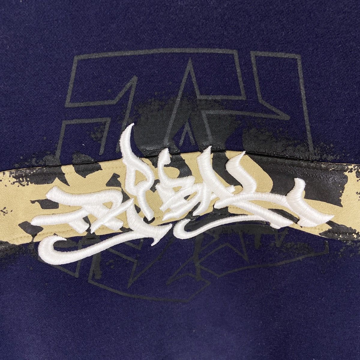 Tribal Streetwear Vintage 90s Tribal USA street Embroidered big logo hoodie Size US L / EU 52-54 / 3 - 3 Thumbnail