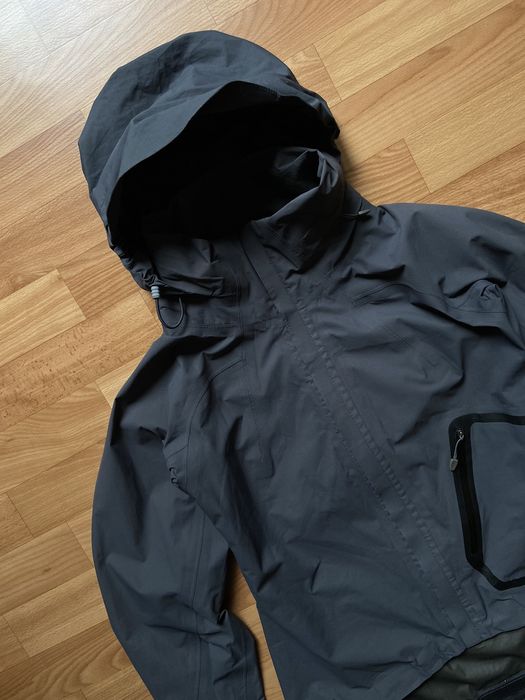 acg raincoat