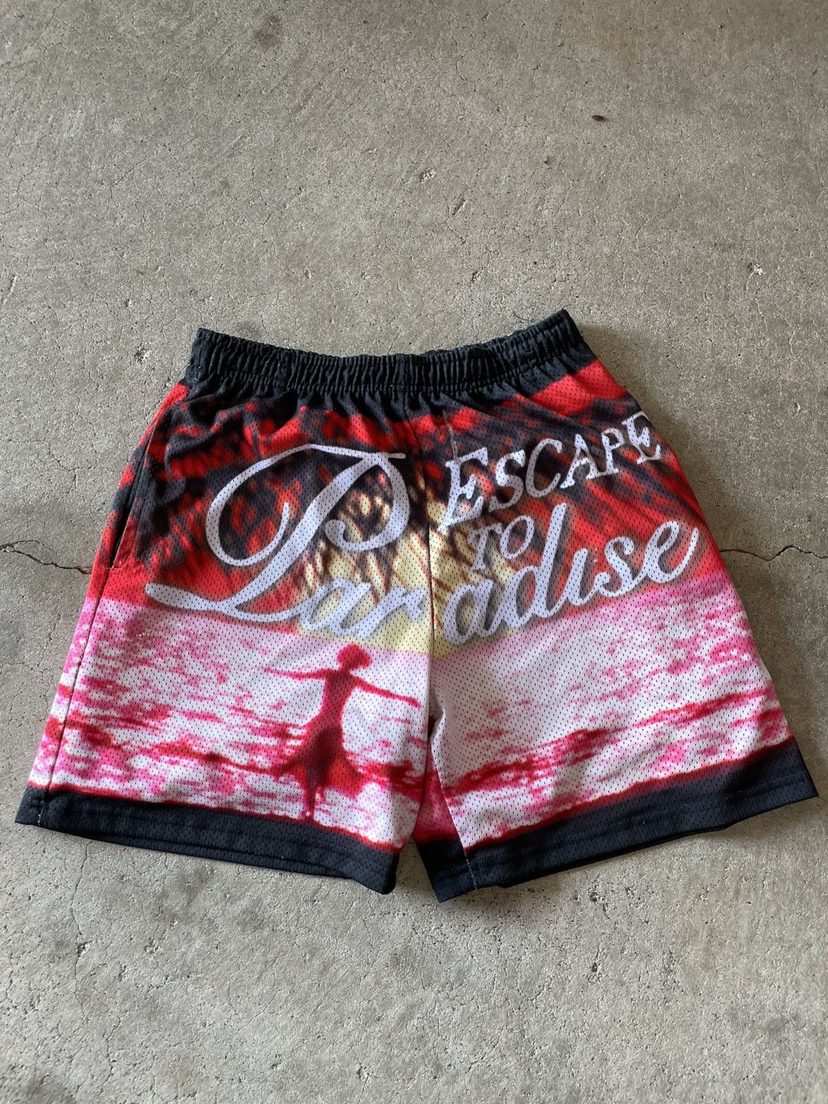 No Vacancy Inn RARE Vlone x No Vacancy Inn Champion Logo Shorts