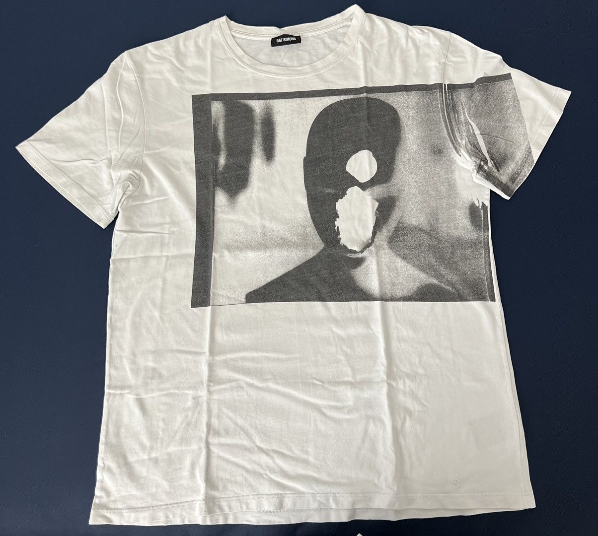 Raf Simons SS18 Doll head T-shirt | Grailed