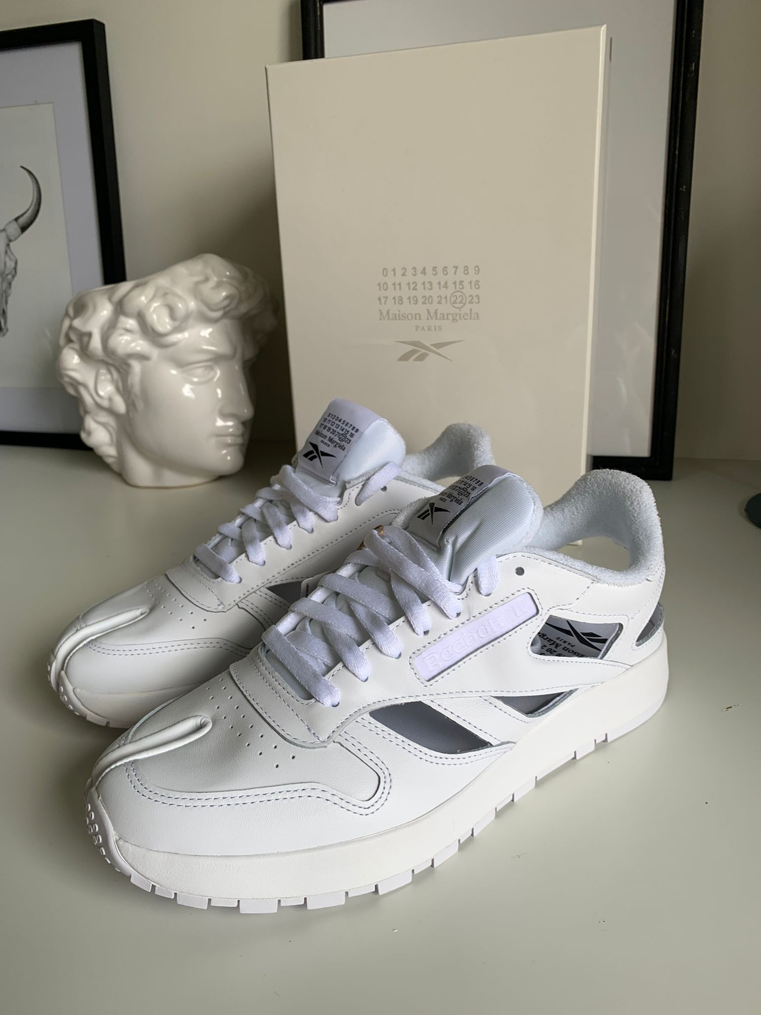 Maison Margiela × Reebok MAISON MARGIELA x Reebok Classic Leather DQ Tabi  sneakers | Grailed