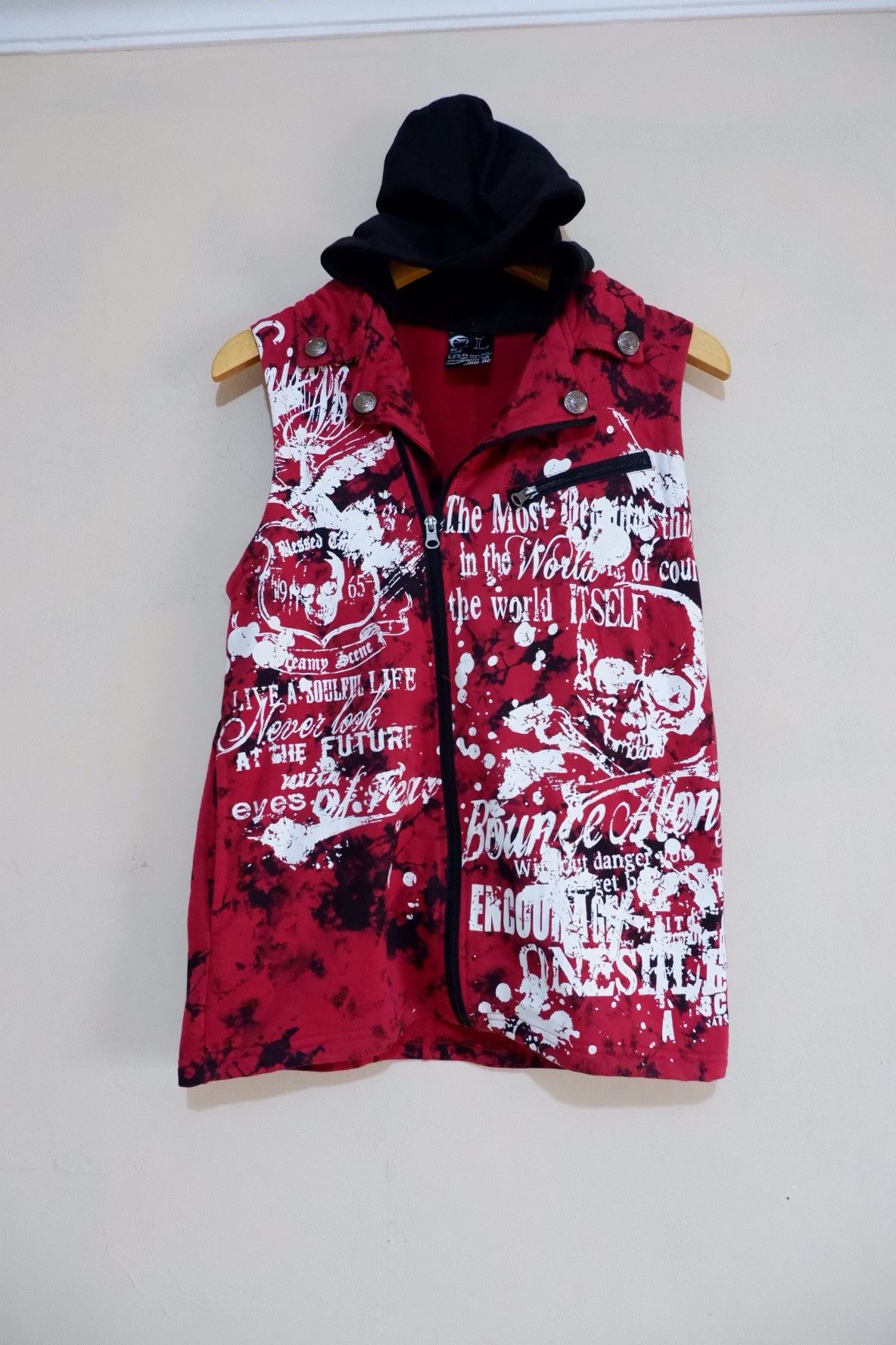 In The Attic The Clash Heads Seditionaries Vest Hoodie Size US M / EU 48-50 / 2 - 1 Thumbnail