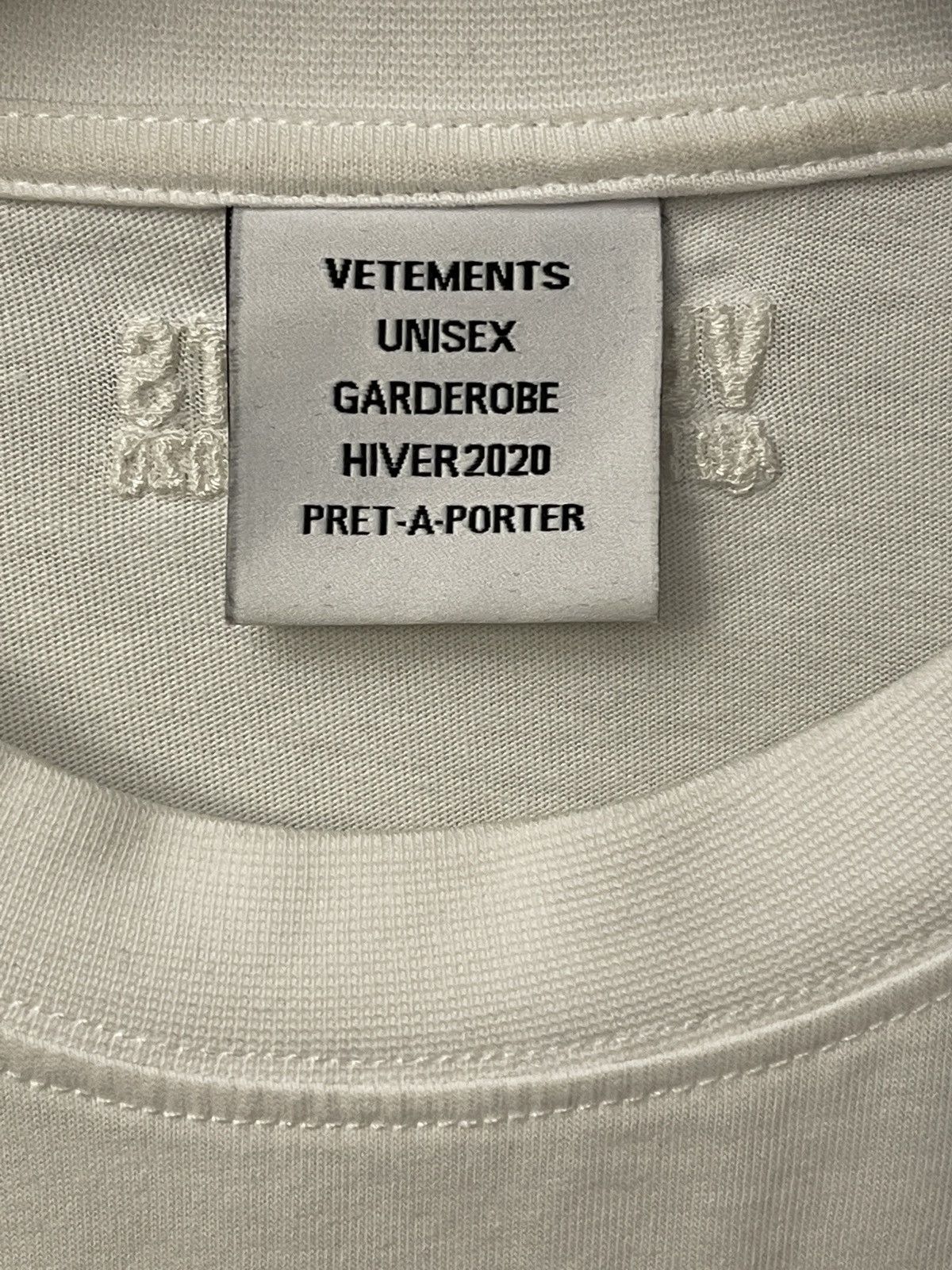 Vetements (Ultra Rare) Vetements 19fw loading pattern white. t shirt Size US S / EU 44-46 / 1 - 3 Thumbnail
