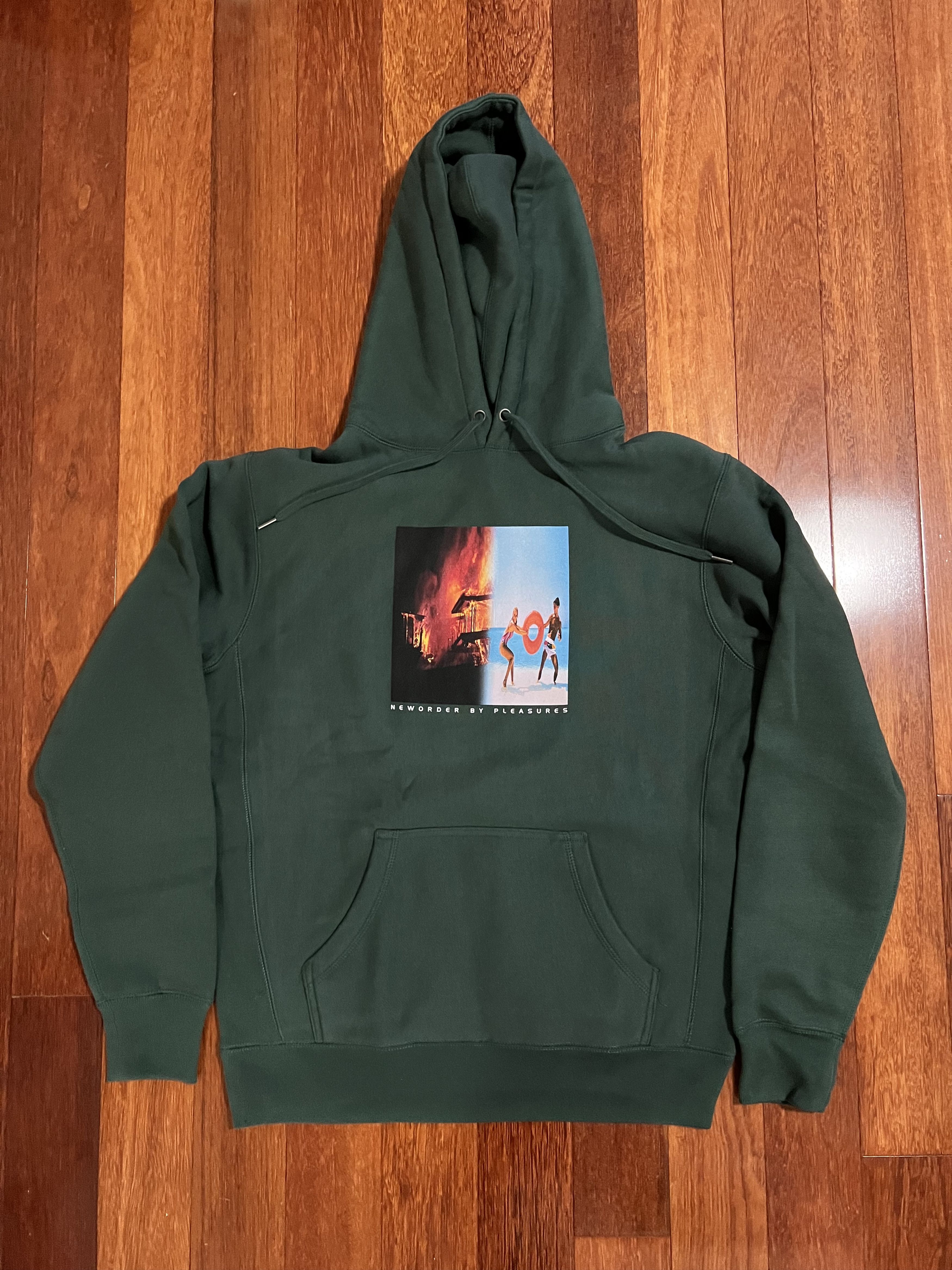 New Order × Pleasures 💚 Pleasures x New Order Republic Hoodie Green Small NEW Size US S / EU 44-46 / 1 - 1 Thumbnail