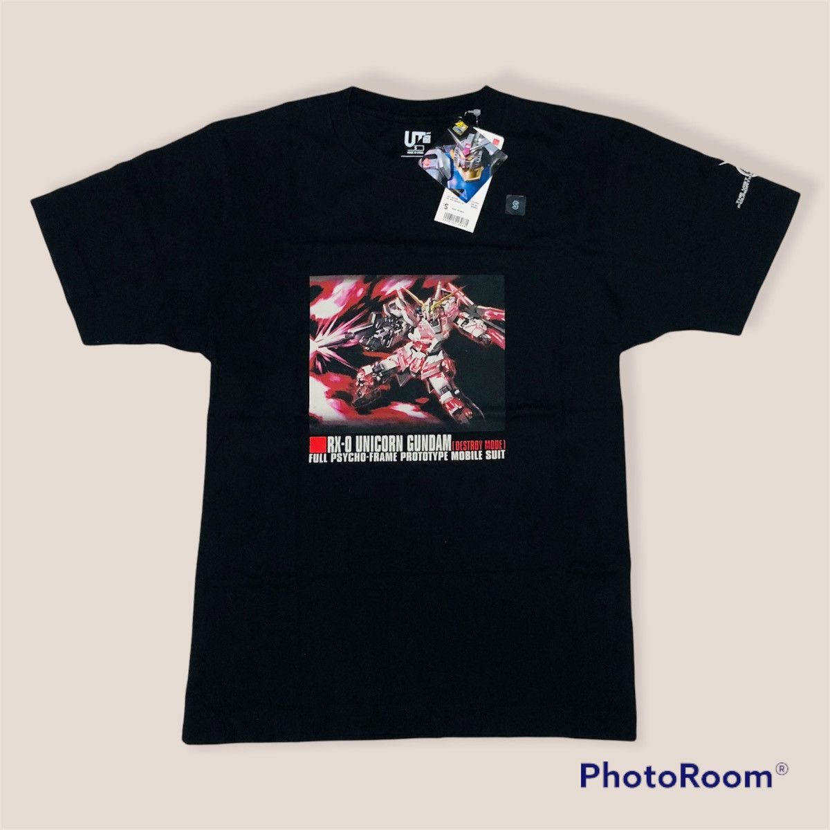 Anime × Japanese Brand × Uniqlo Anime Gundam RX-0 Unicorn Manga tee Size US S / EU 44-46 / 1 - 2 Thumbnail