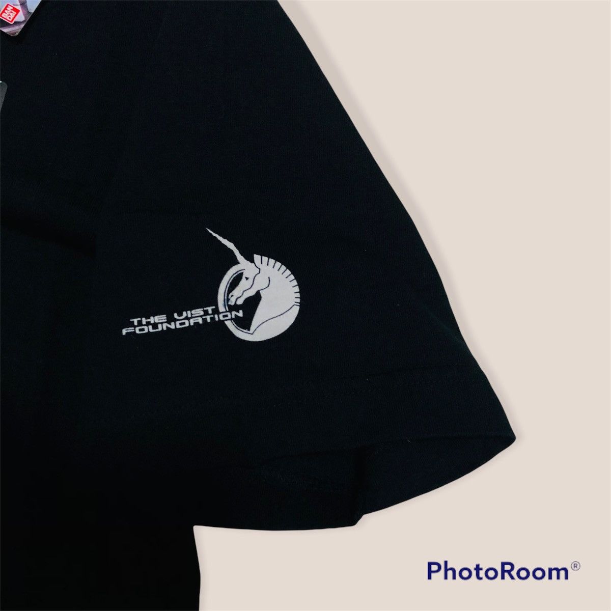 Anime × Japanese Brand × Uniqlo Anime Gundam RX-0 Unicorn Manga tee Size US S / EU 44-46 / 1 - 5 Thumbnail