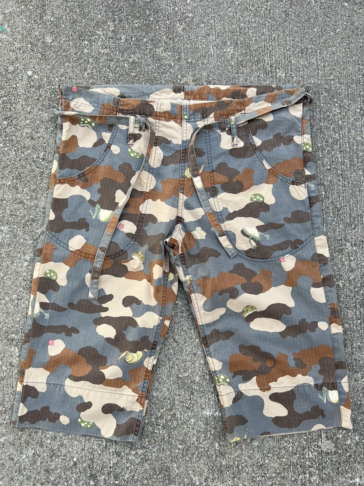 Issey Miyake Vintage TC Floral Fauna Camo Drawstring Waist Short Pant Size US 31 - 1 Thumbnail