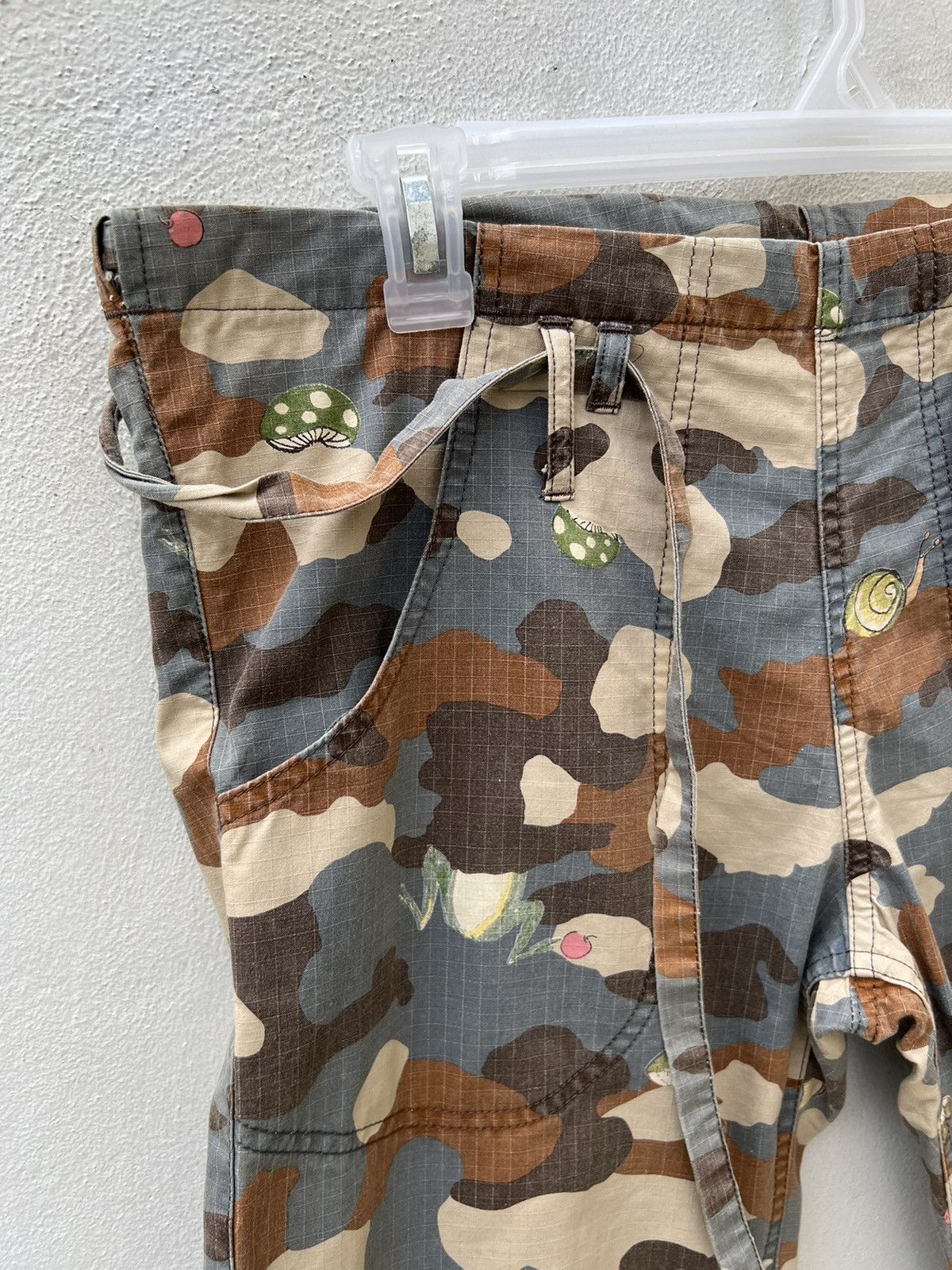 Issey Miyake Vintage TC Floral Fauna Camo Drawstring Waist Short Pant Size US 31 - 7 Thumbnail