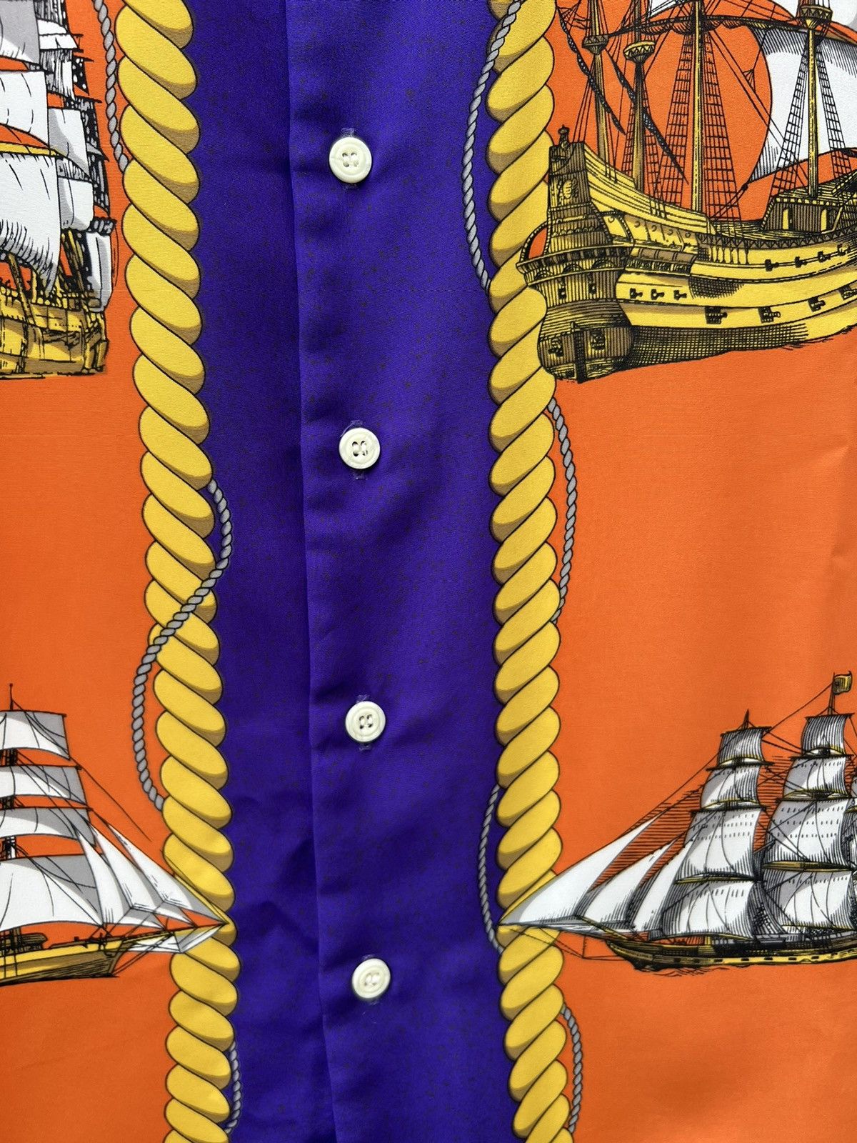Vintage Vintage 90s Christian Mode Japan Printed Art Polyester Shirt Size US L / EU 52-54 / 3 - 14 Thumbnail
