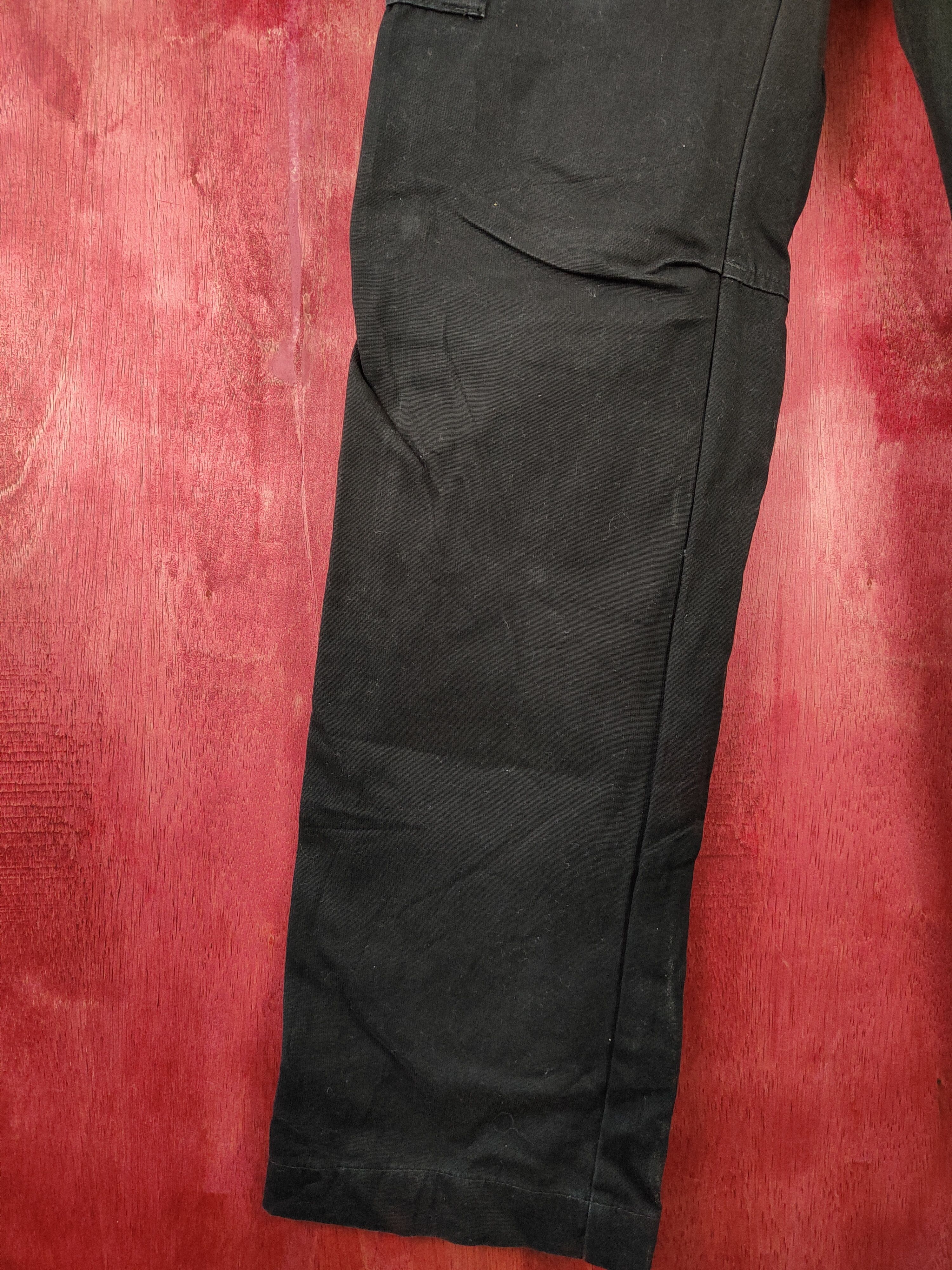 Japanese Brand × Vintage Uniqlo Black Multi Pocket Tactical Cargo Pants #S436 Size US 28 / EU 44 - 4 Thumbnail