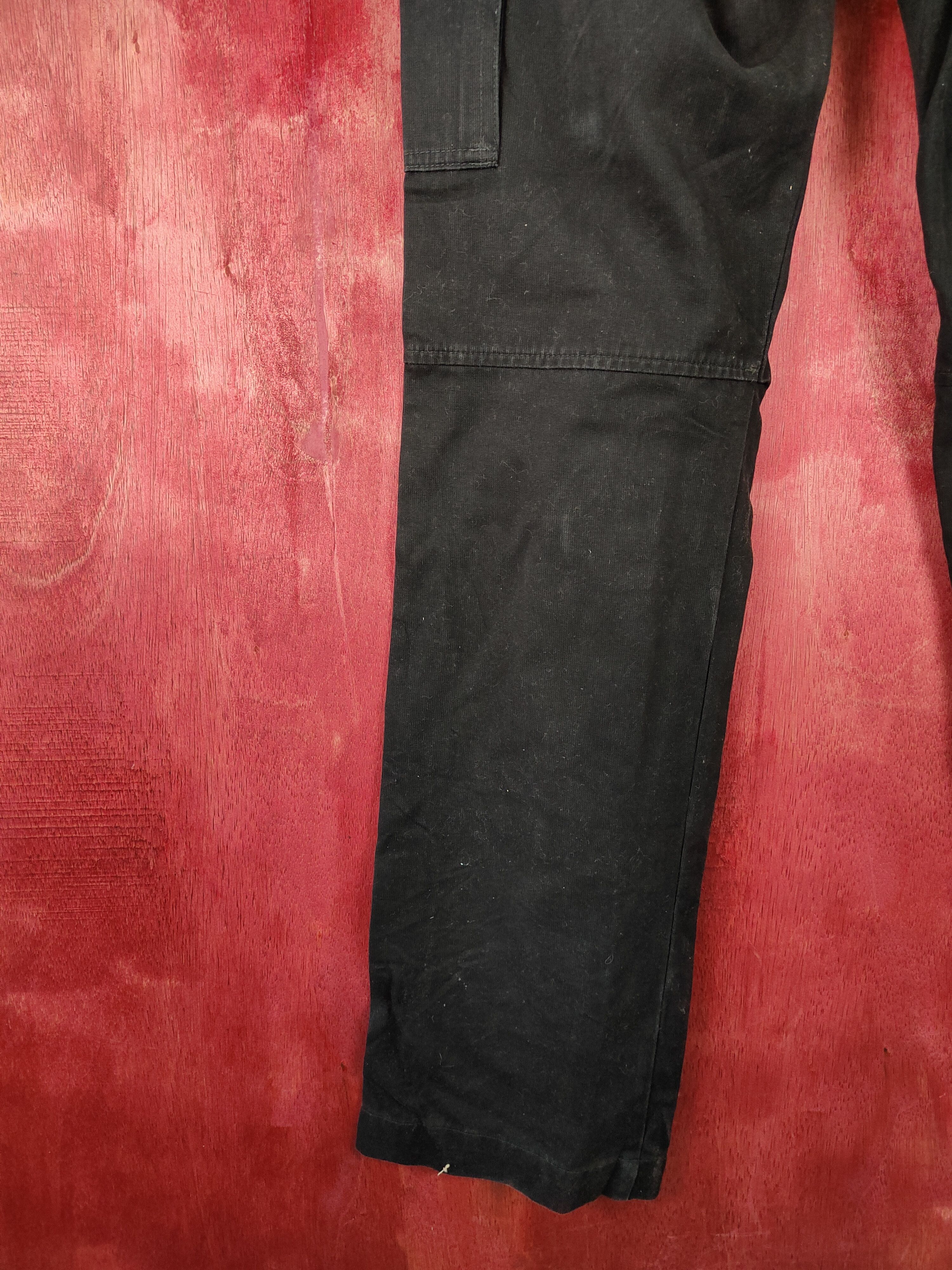 Japanese Brand × Vintage Uniqlo Black Multi Pocket Tactical Cargo Pants #S436 Size US 28 / EU 44 - 9 Thumbnail