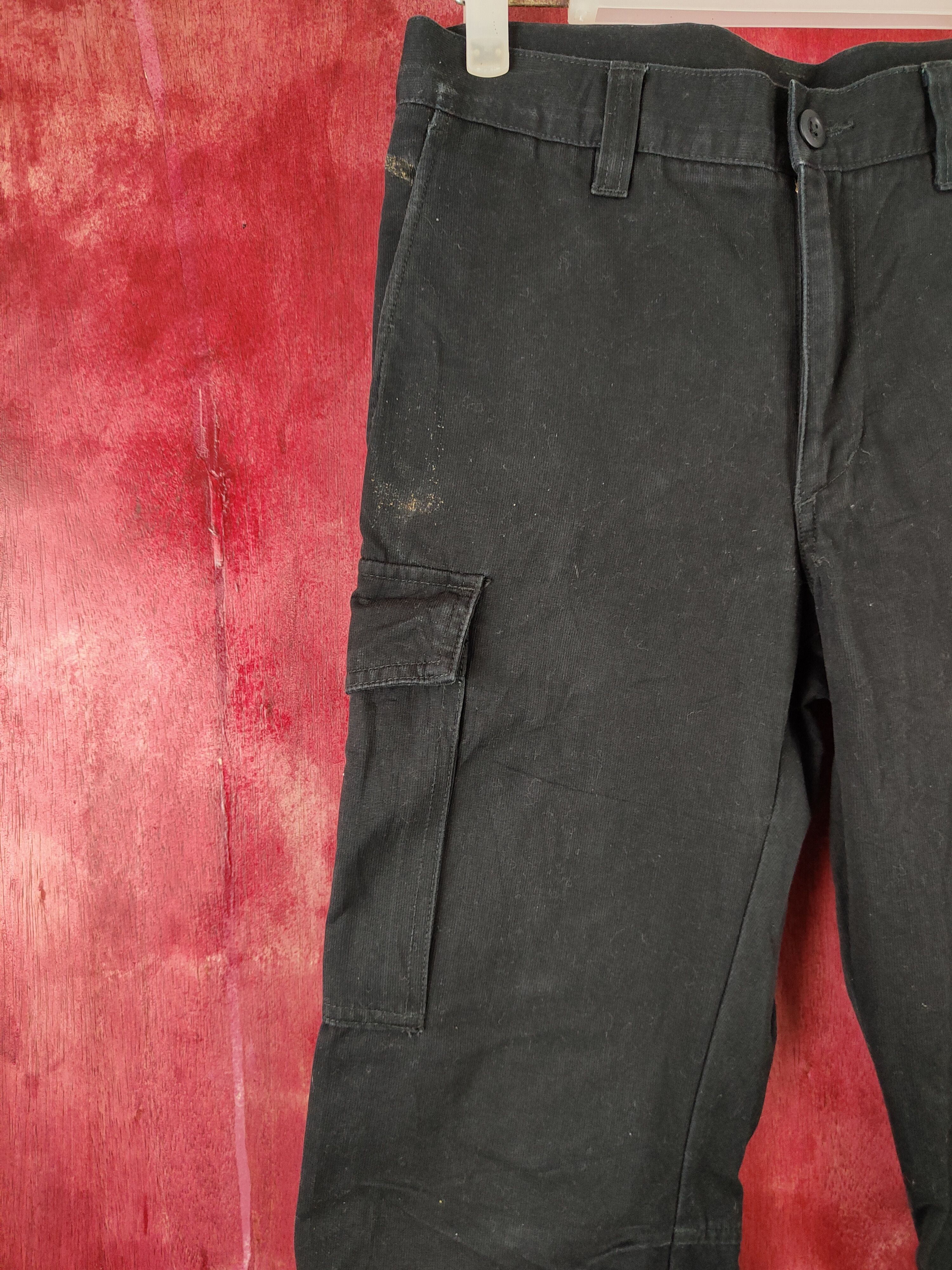 Japanese Brand × Vintage Uniqlo Black Multi Pocket Tactical Cargo Pants #S436 Size US 28 / EU 44 - 3 Thumbnail