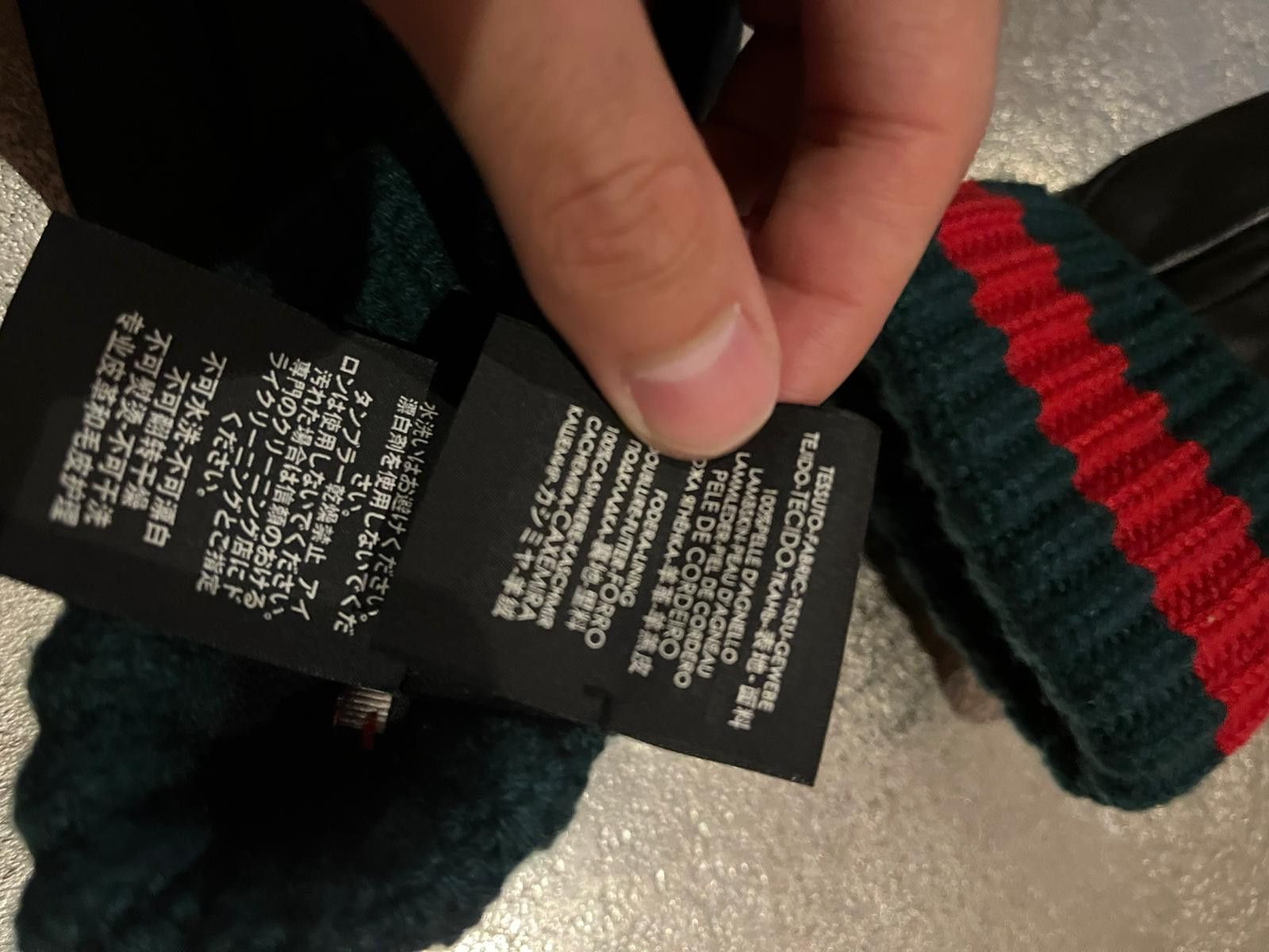 Gucci o1rshd1 Size 8 / Logo Cashmere & Leather Gloves in Black Size ONE SIZE - 8 Thumbnail