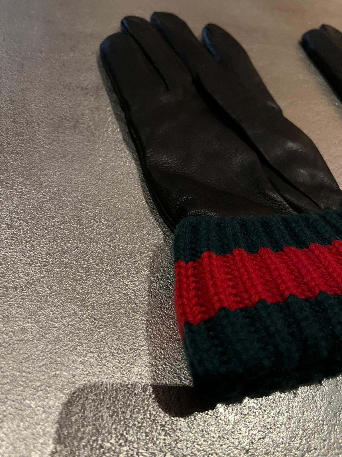 Gucci o1rshd1 Size 8 / Logo Cashmere & Leather Gloves in Black Size ONE SIZE - 2 Thumbnail