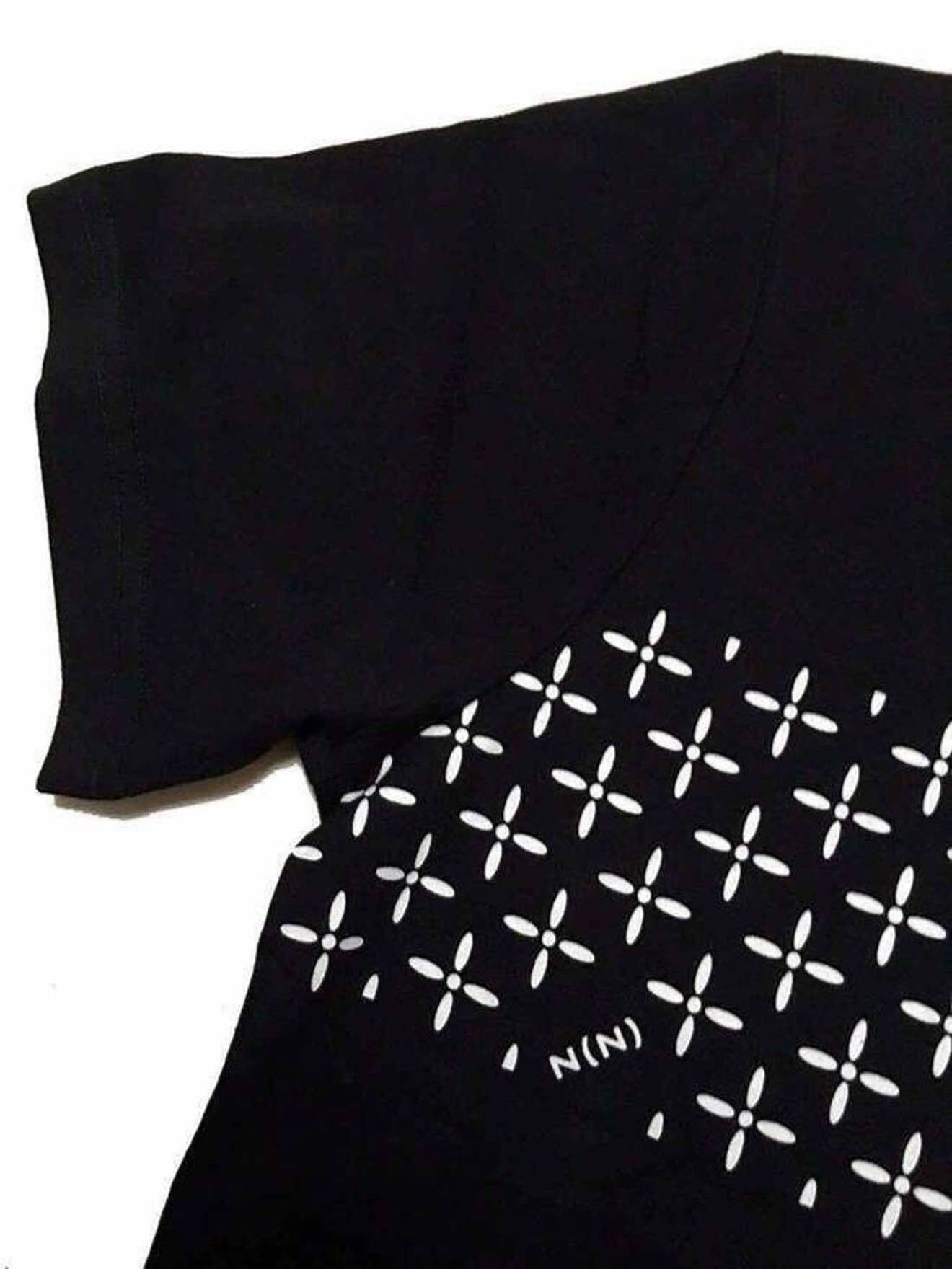 Number (N)ine 🔥 RARE DS! Number (N)ine Tee Pyramids Crosses Size US M / EU 48-50 / 2 - 2 Thumbnail