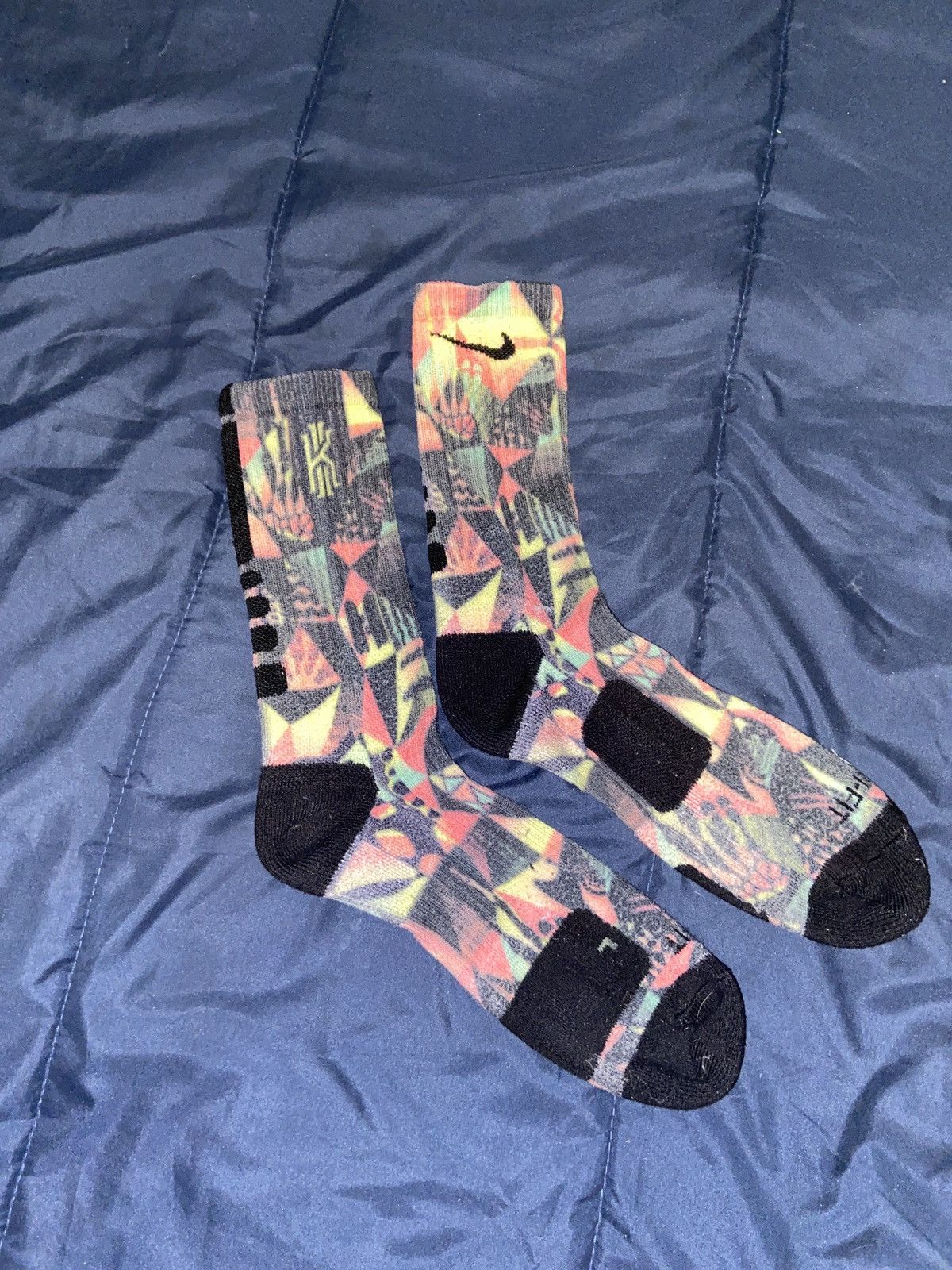 kyrie irving nike elite socks