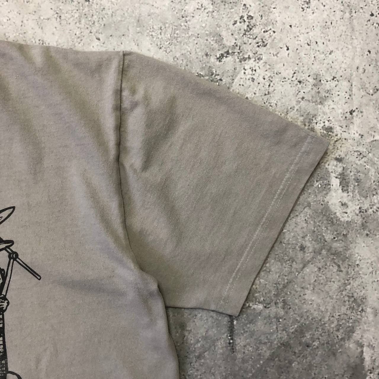 Band Tees Vintage 2000s Changes Band T Shirt Gray Size M Size US M / EU 48-50 / 2 - 9 Thumbnail