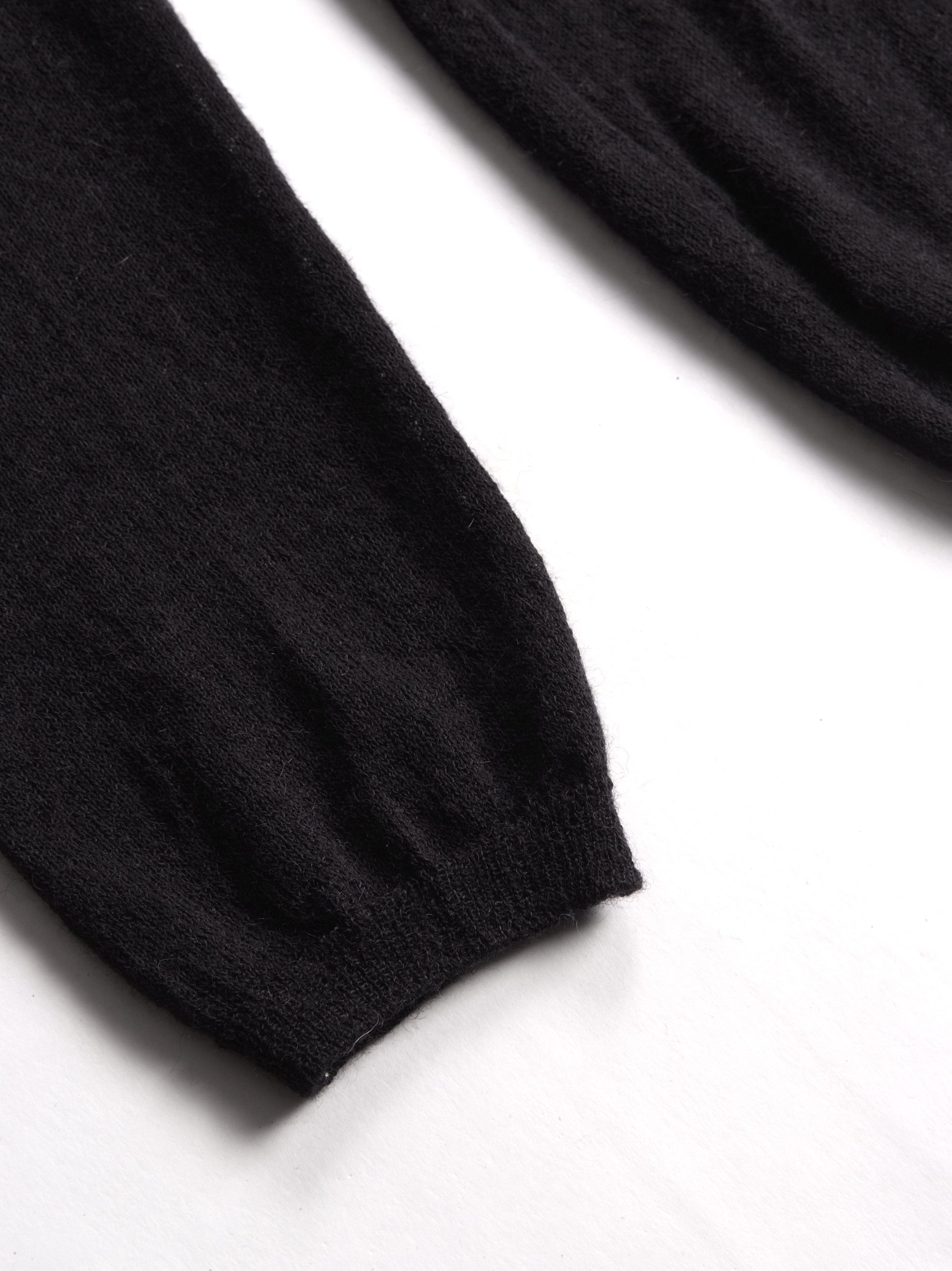 Love Moschino × Moschino y2k Love Moschino V Neck Black Wool Mohair Sweater US4 Size S / US 4 / IT 40 - 4 Thumbnail