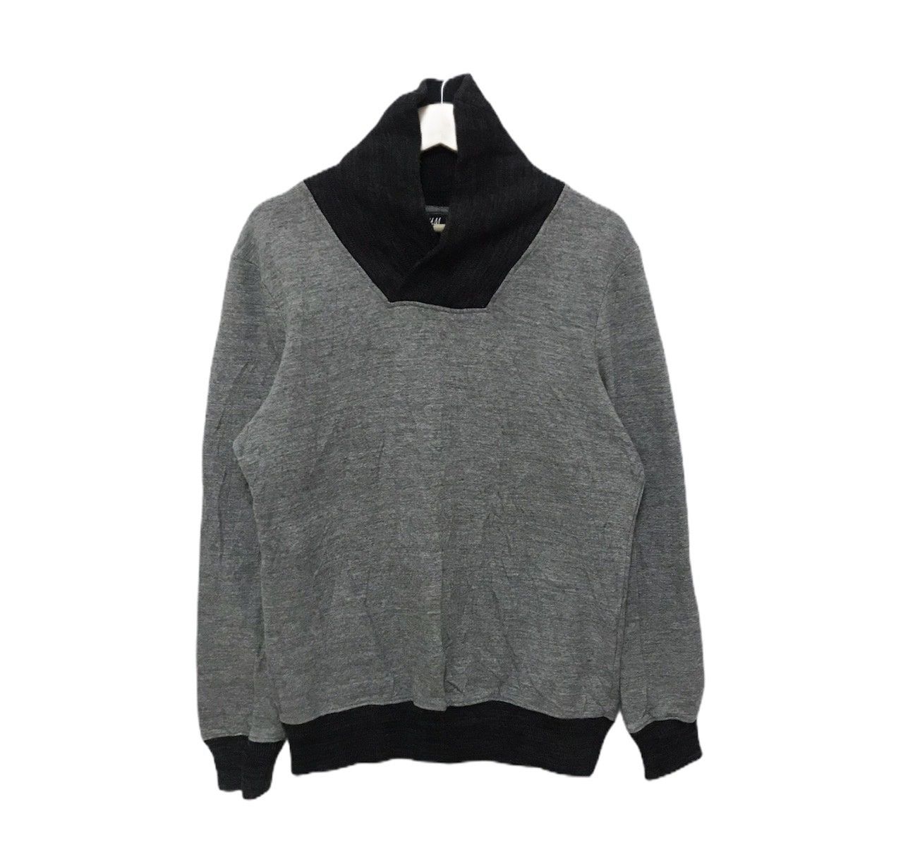 H&M H&M Sweatshirt, Nice Design Sweatshirt, Good Conditions Size US S / EU 44-46 / 1 - 1 Thumbnail