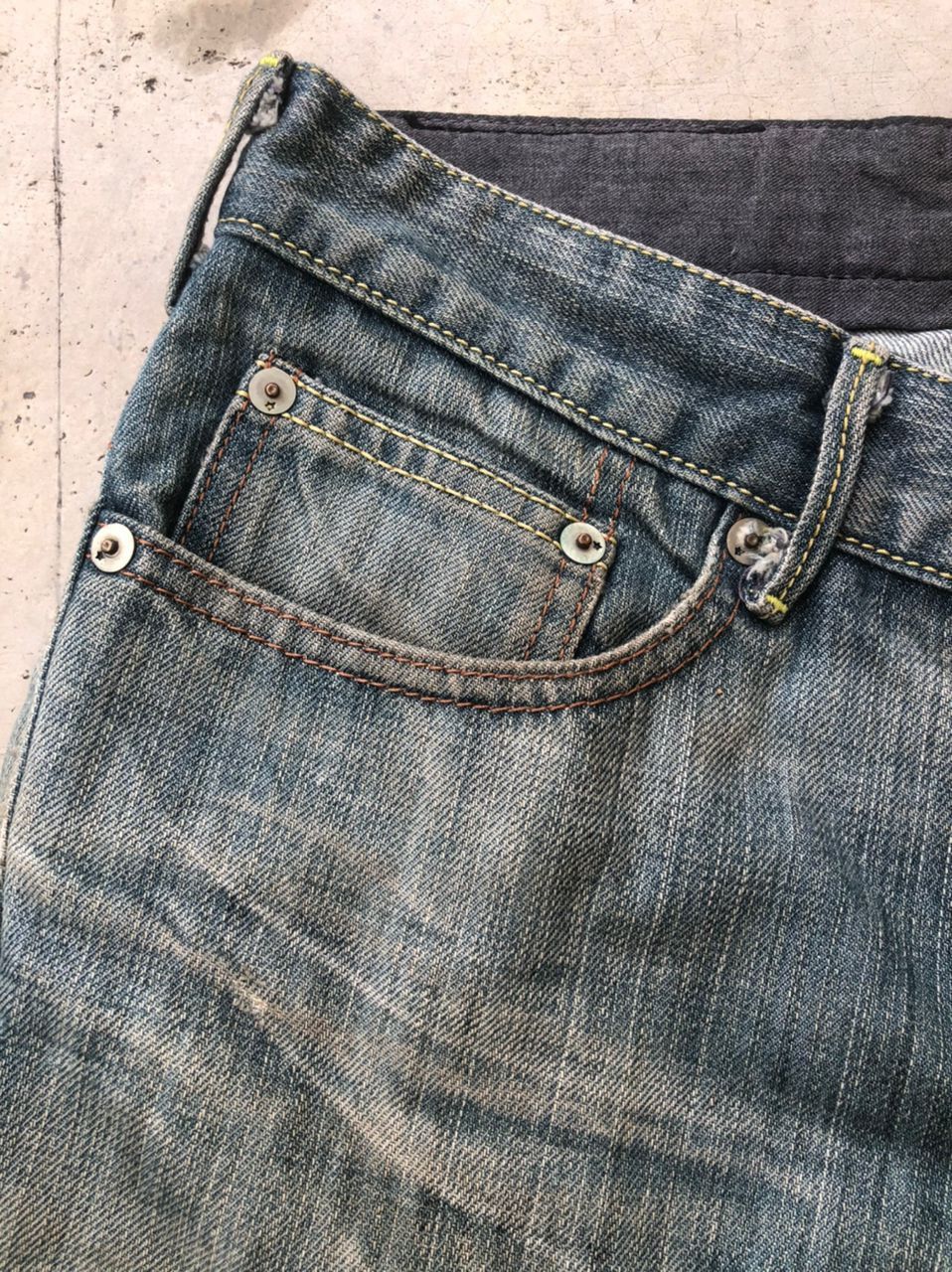 Levi's LEVIS BLACK STAR Size US 32 / EU 48 - 5 Thumbnail