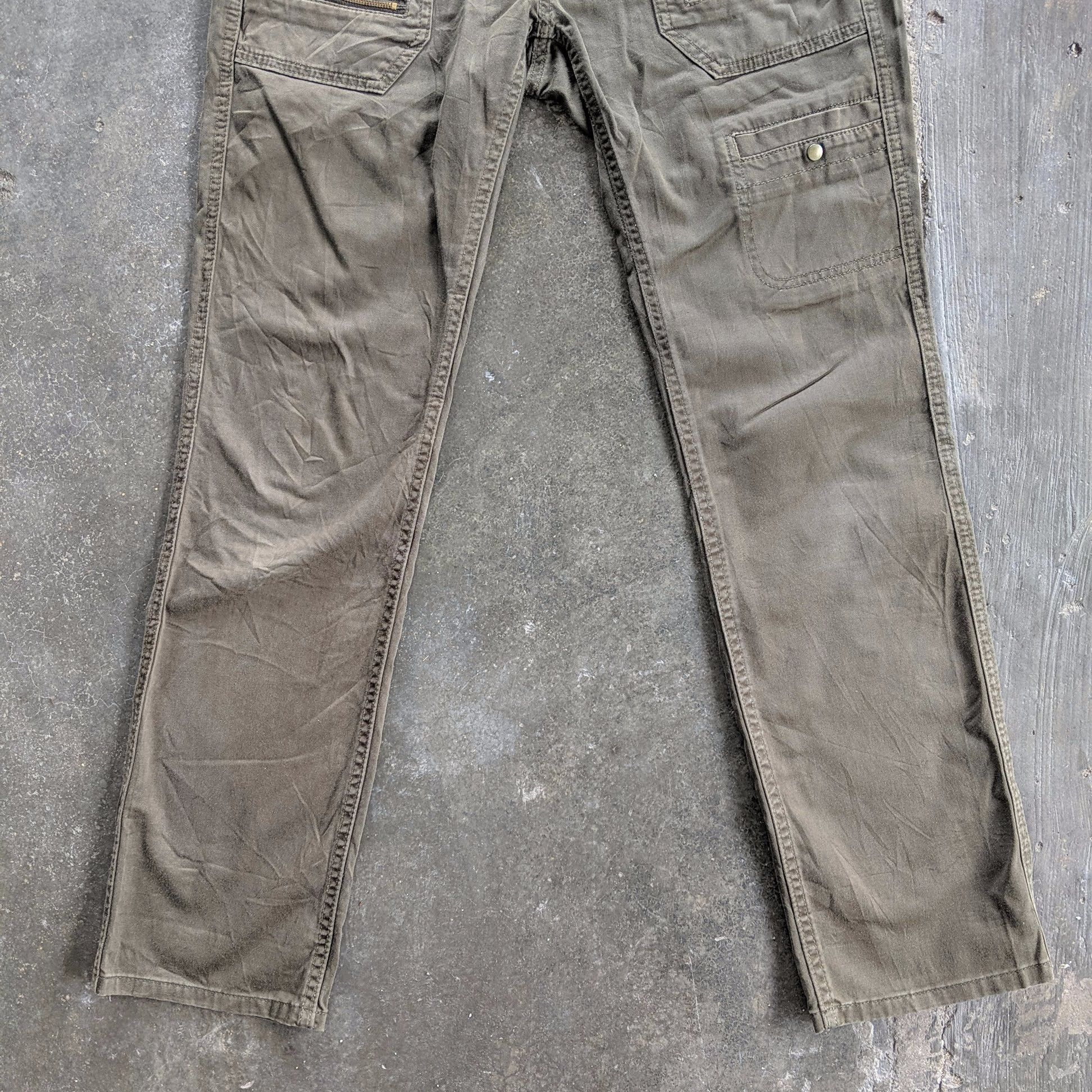 Japanese Brand Vintage Uniqlo 7 Pockets Trousers Cargo Pants Size US 30 / EU 46 - 5 Thumbnail