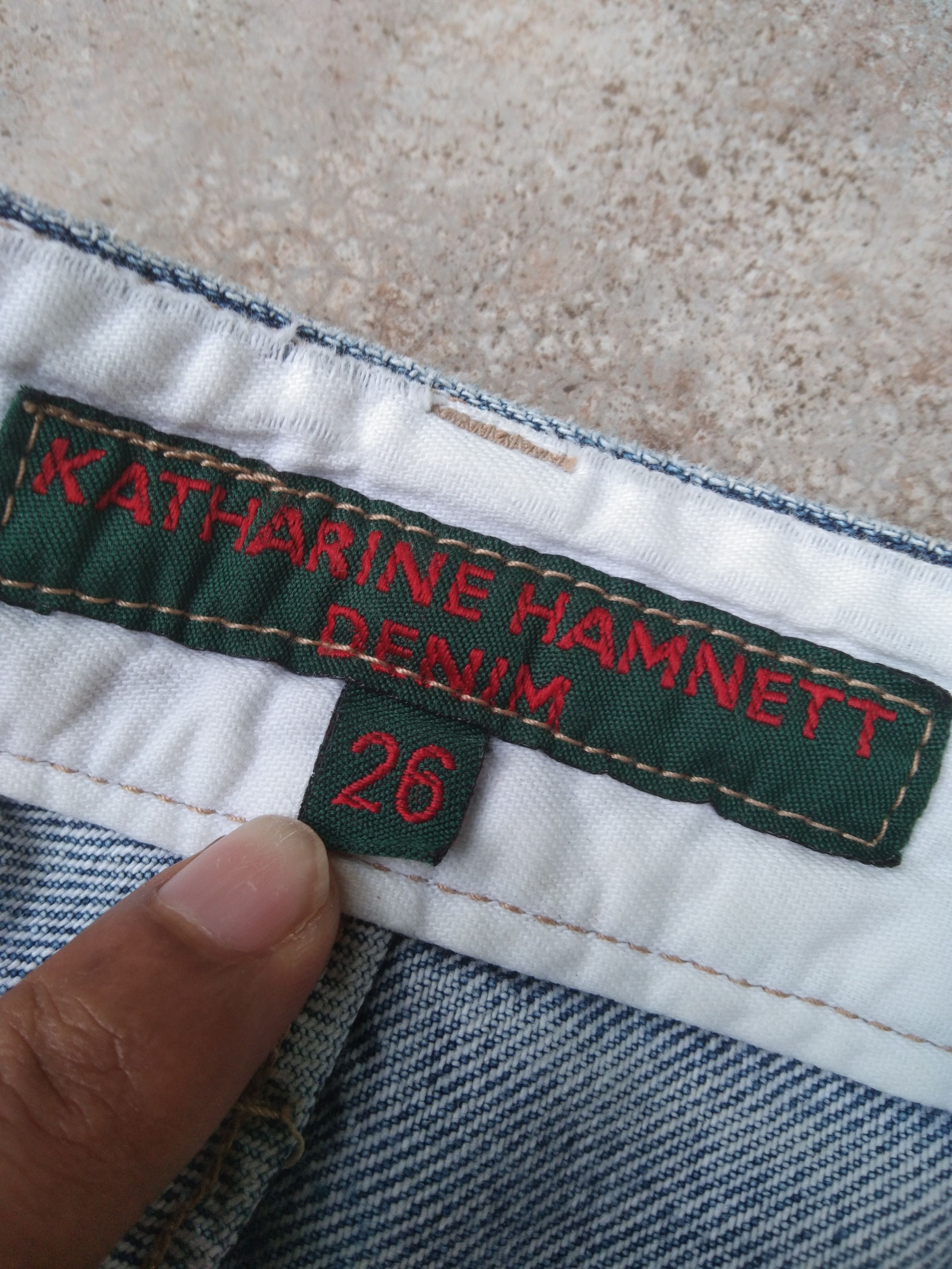 Katharine Hamnett London Vintage Katharine Hamnett Jeans Released Hem Faded Denim Size US 26 / EU 42 - 9 Thumbnail