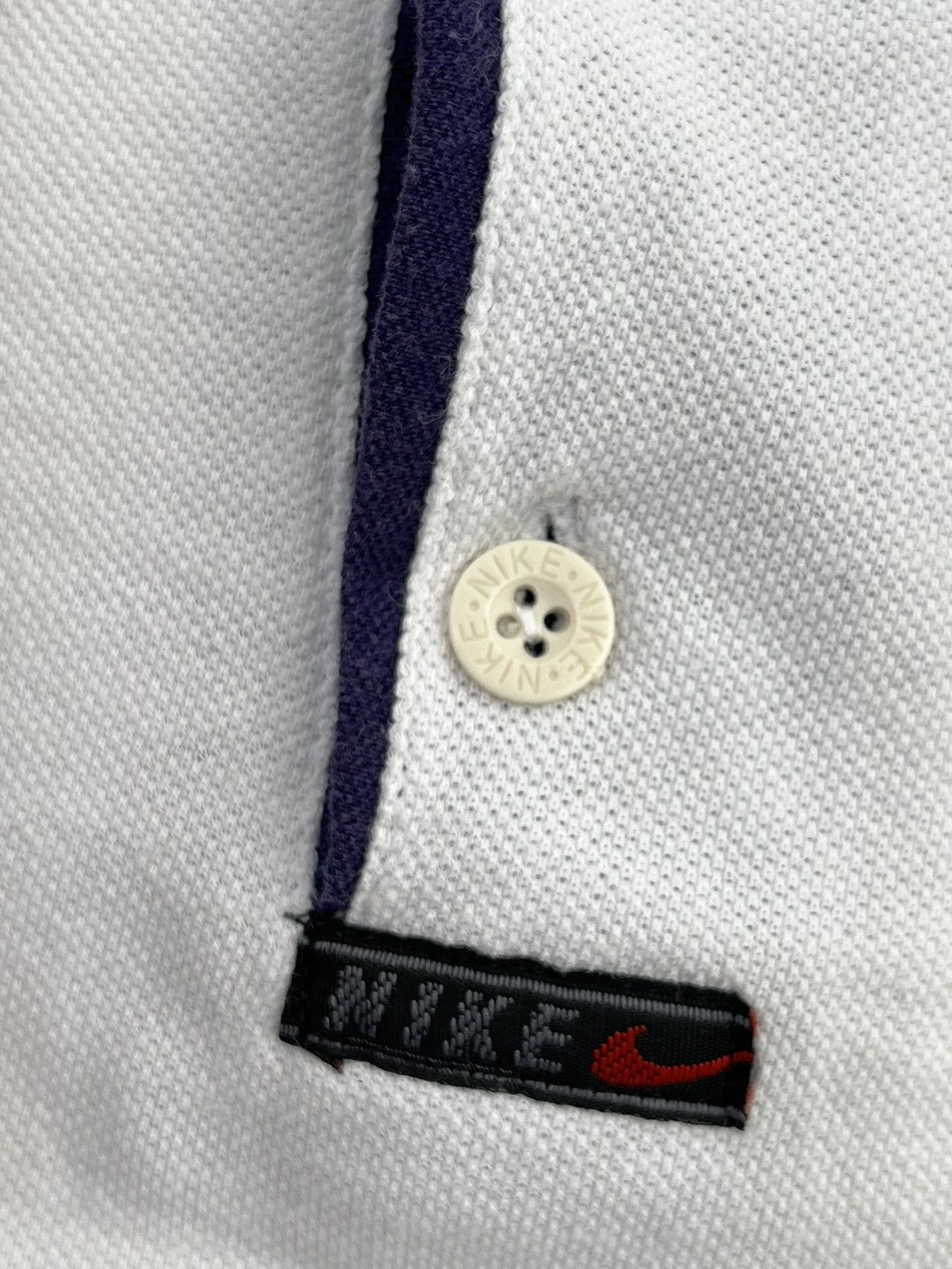 Nike Vintage Nike polo rare logo swoosh size XL Size US XL / EU 56 / 4 - 11 Thumbnail