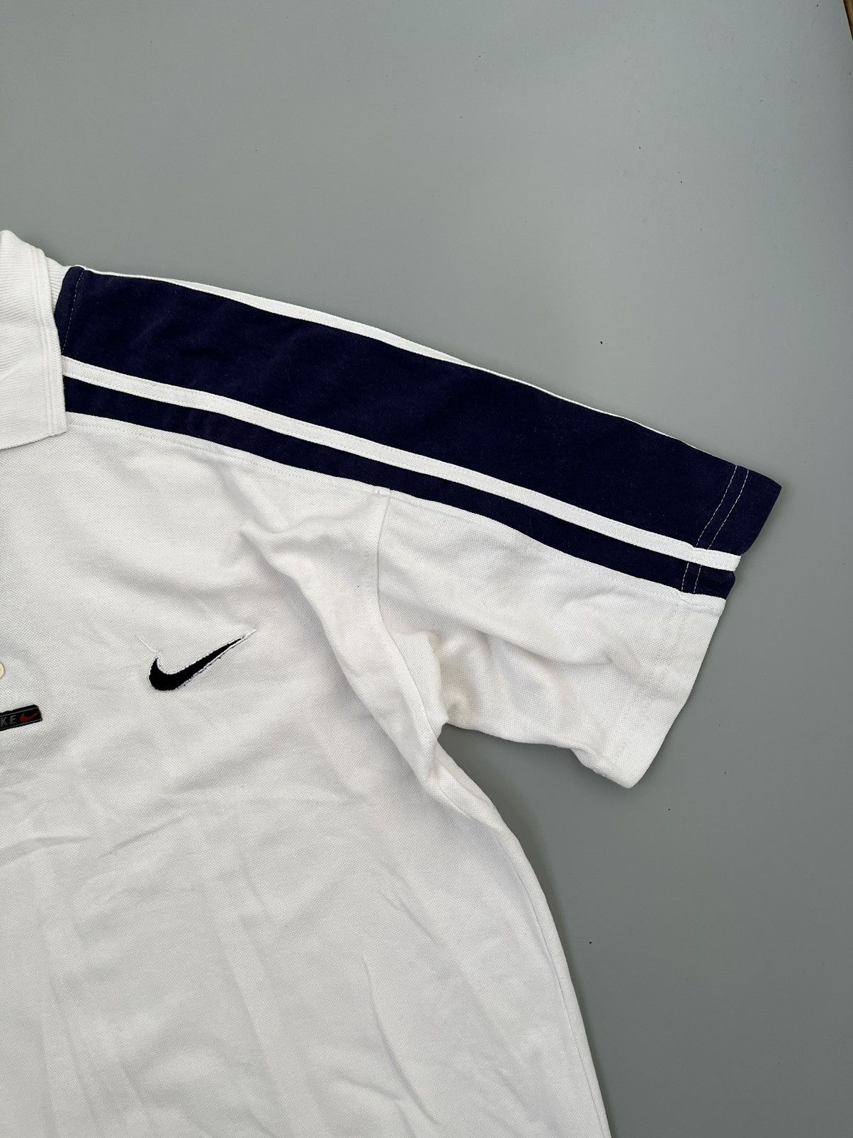 Nike Vintage Nike polo rare logo swoosh size XL Size US XL / EU 56 / 4 - 4 Thumbnail