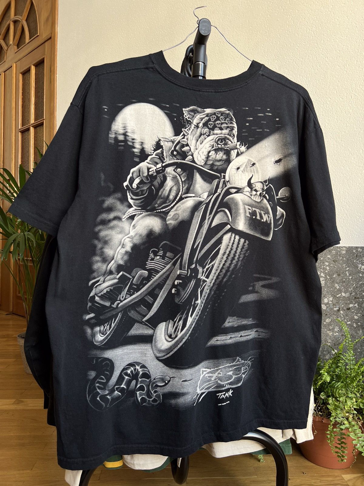 Vintage Liquid Blue t shirt Bull Dog like Harley Davidson