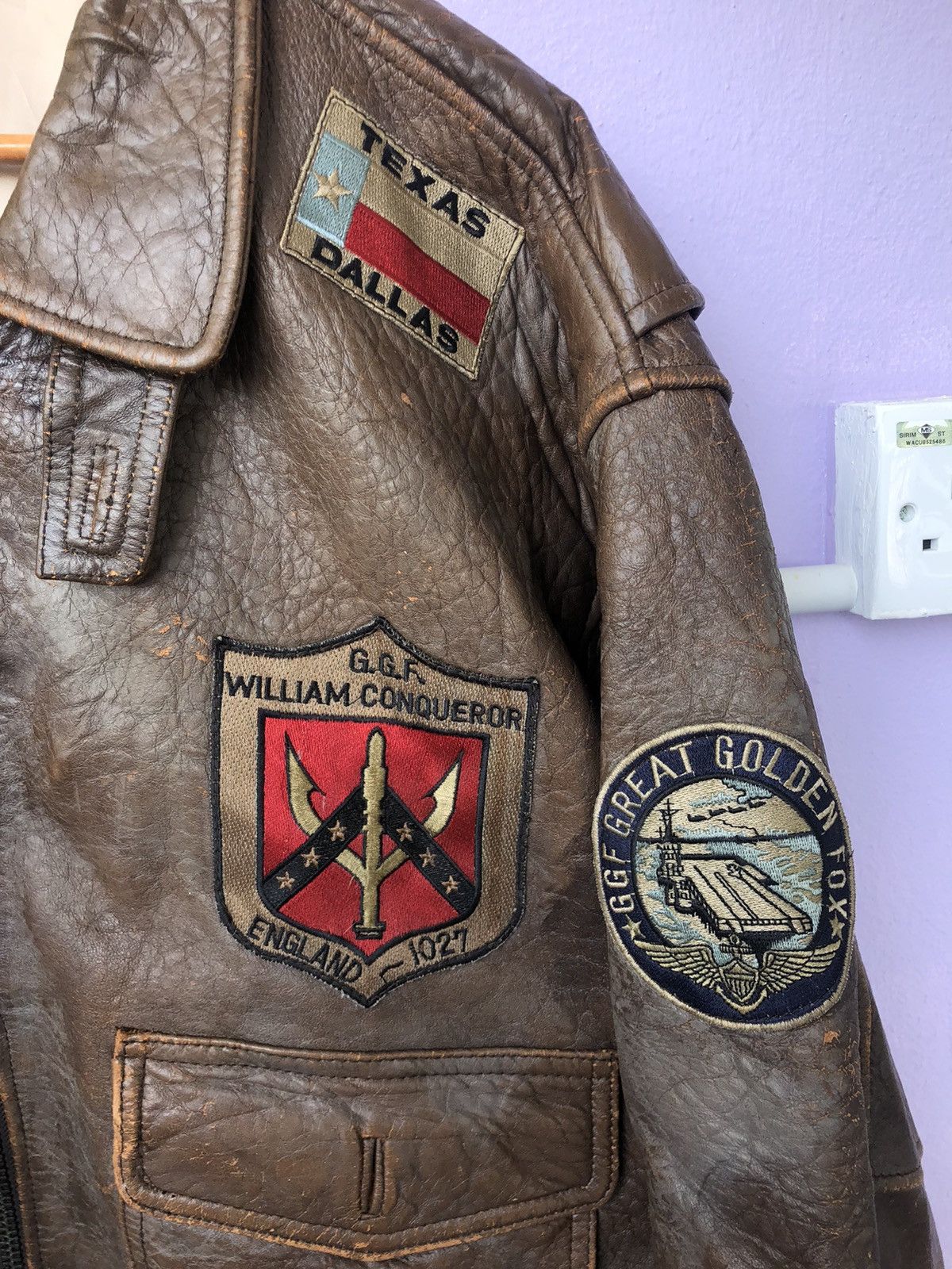 Other 🔥 STEALS 🔥Vintage GGF Great Golden Fox Leather Bomber Jacket Size US XXL / EU 58 / 5 - 7 Thumbnail