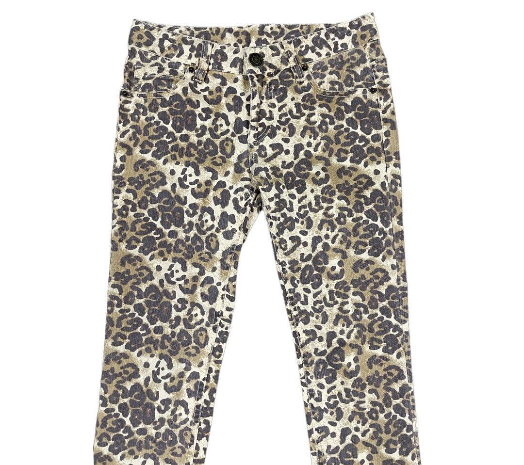 Japanese Brand Leopard 🐆 Full printed low rise skinny Jeans Size 30" / US 8 / IT 44 - 8 Thumbnail