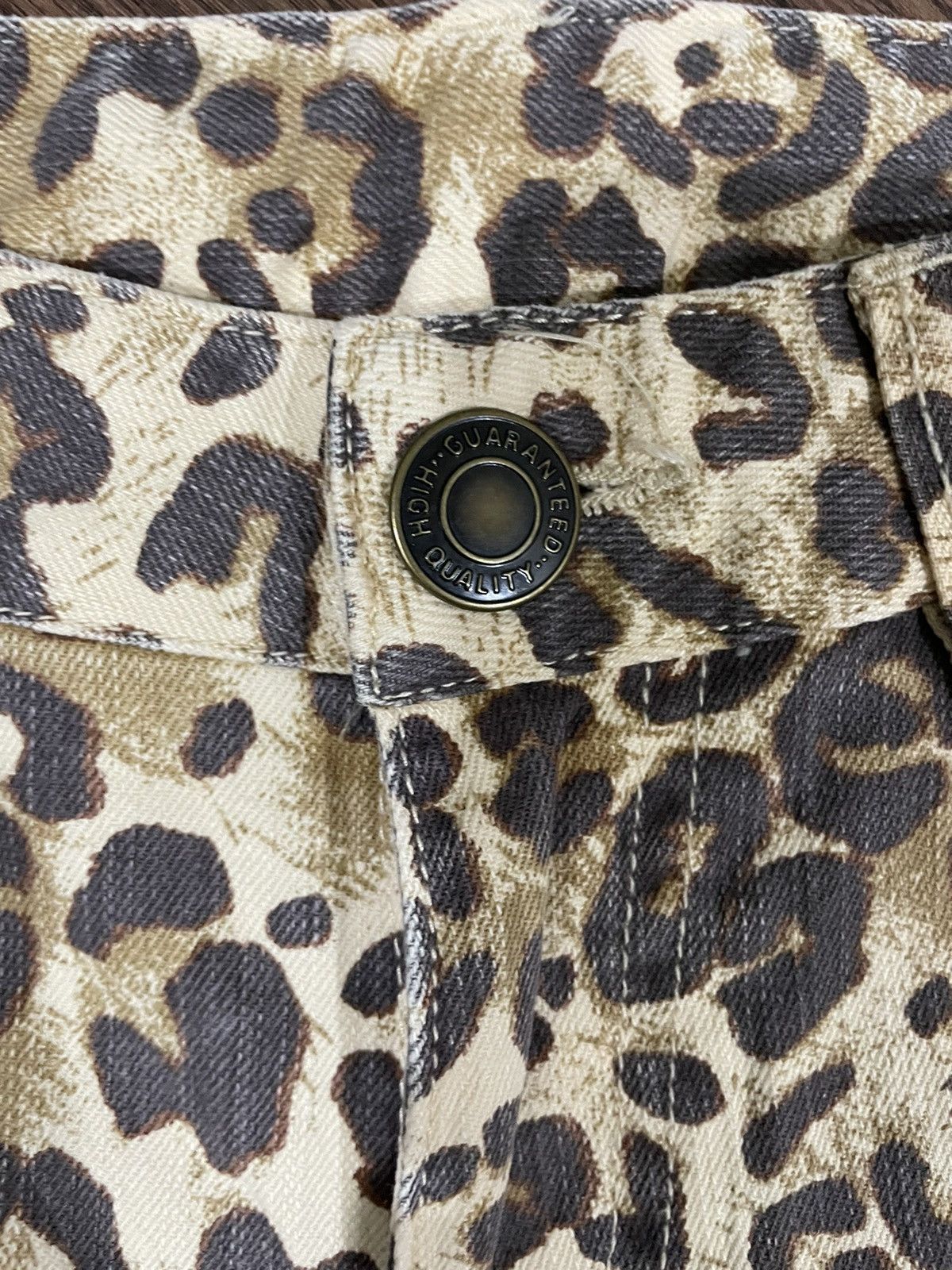 Japanese Brand Leopard 🐆 Full printed low rise skinny Jeans Size 30" / US 8 / IT 44 - 10 Thumbnail