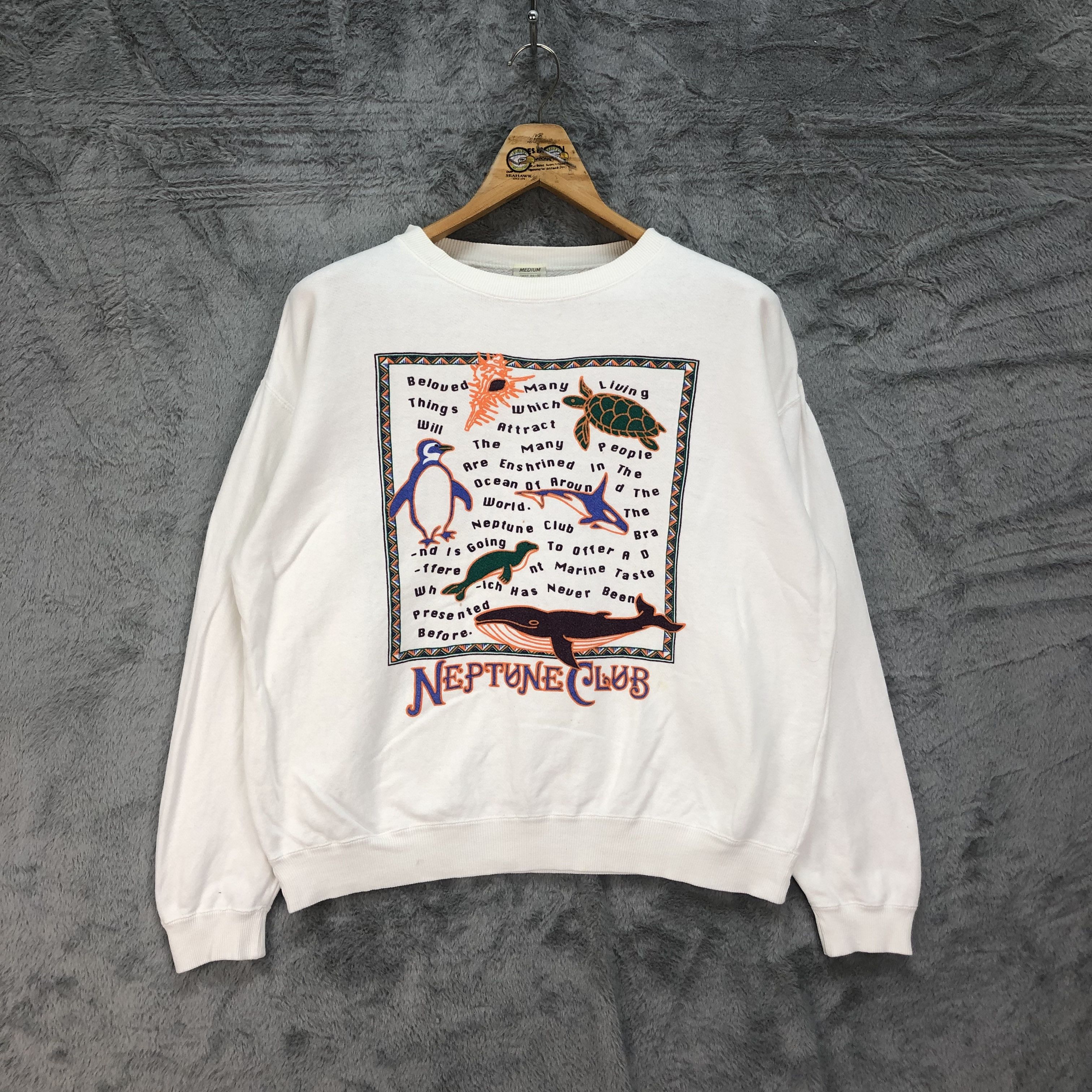 Vintage NEPTUNE CLUB Living Things in Ocean Sweatshirts #4620-168 Size M / US 6-8 / IT 42-44 - 1 Thumbnail