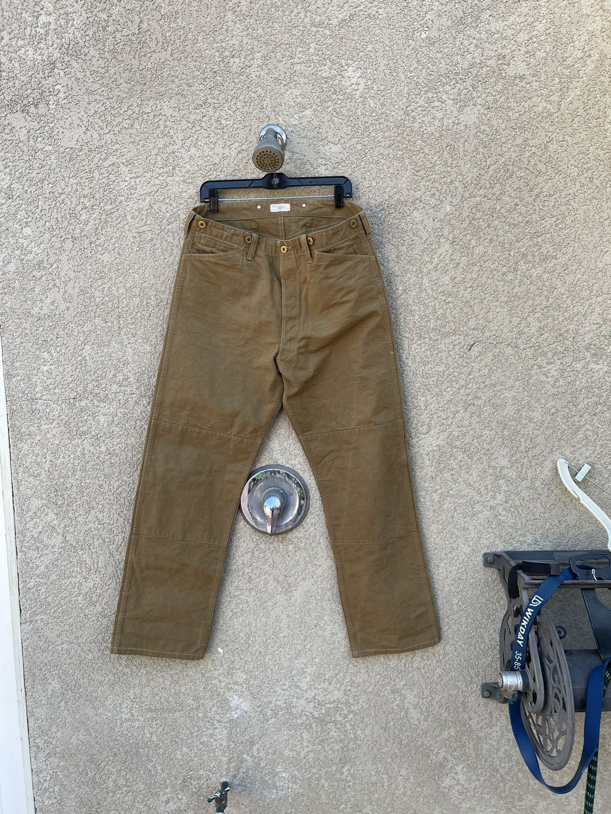Ooe Yofuketen- the boss pants