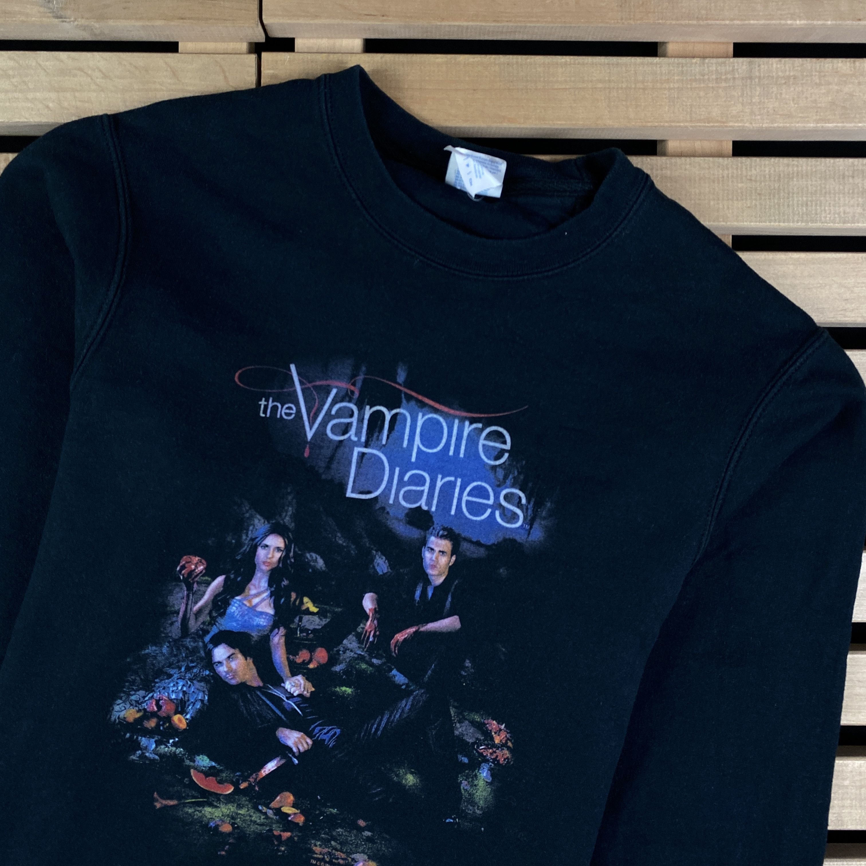 Vintage Mens Vintage Sweatshirt The Vampire Diaries Size S Size US S / EU 44-46 / 1 - 2 Thumbnail