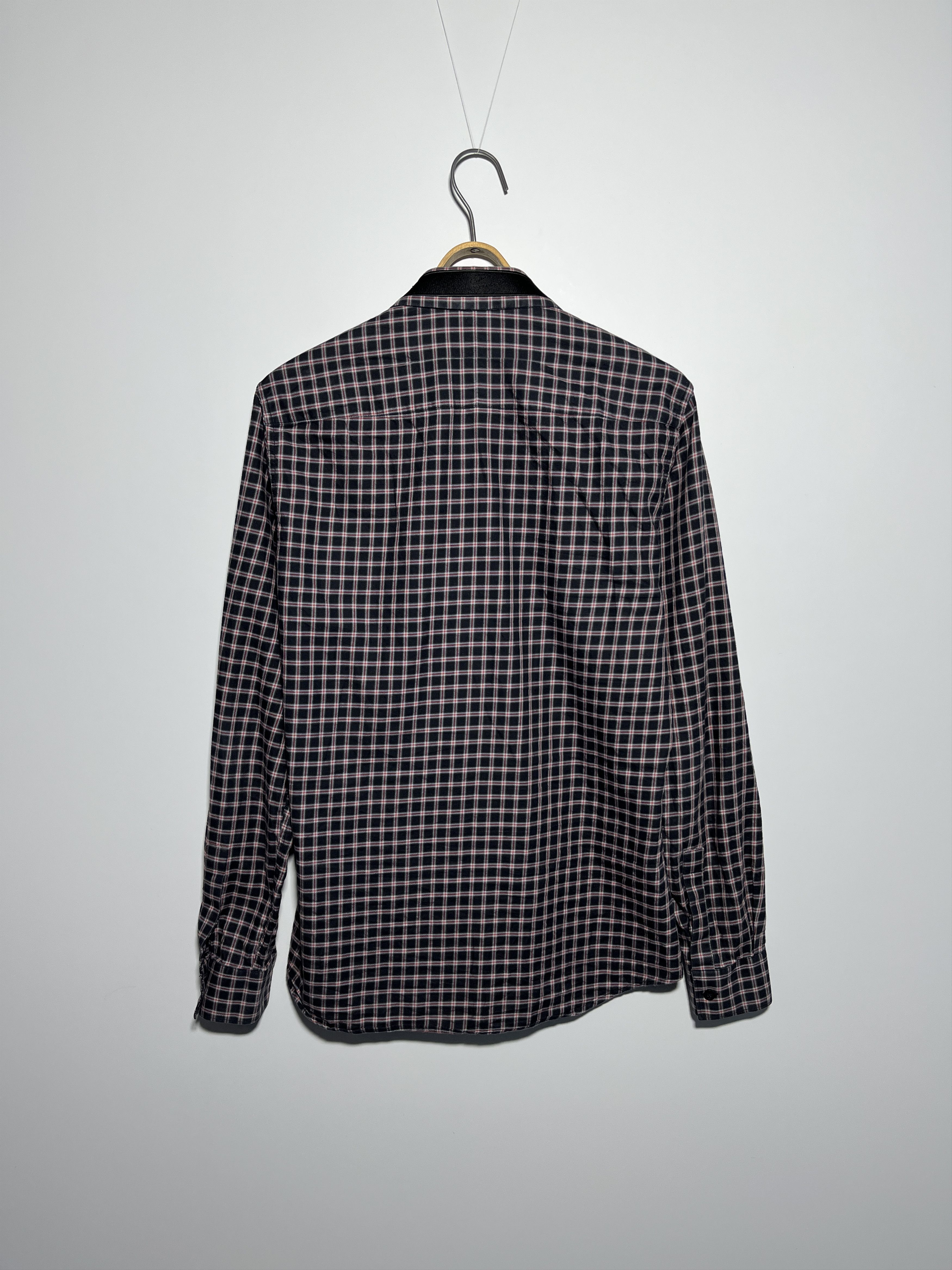 Givenchy Givenchy Checkered Embroidered Stars Button Up Shirt Size M Size US M / EU 48-50 / 2 - 2 Thumbnail