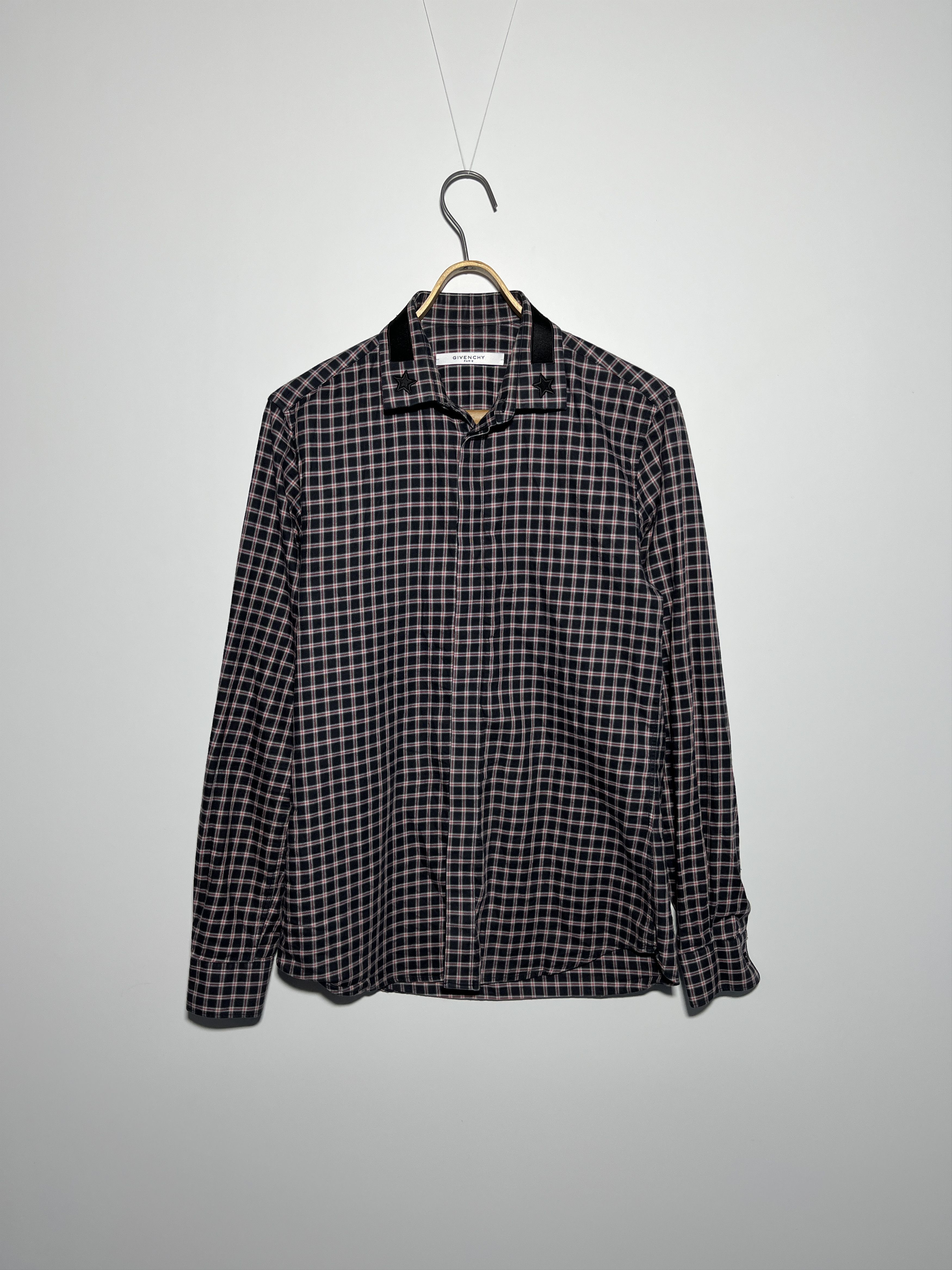Givenchy Givenchy Checkered Embroidered Stars Button Up Shirt Size M Size US M / EU 48-50 / 2 - 1 Thumbnail