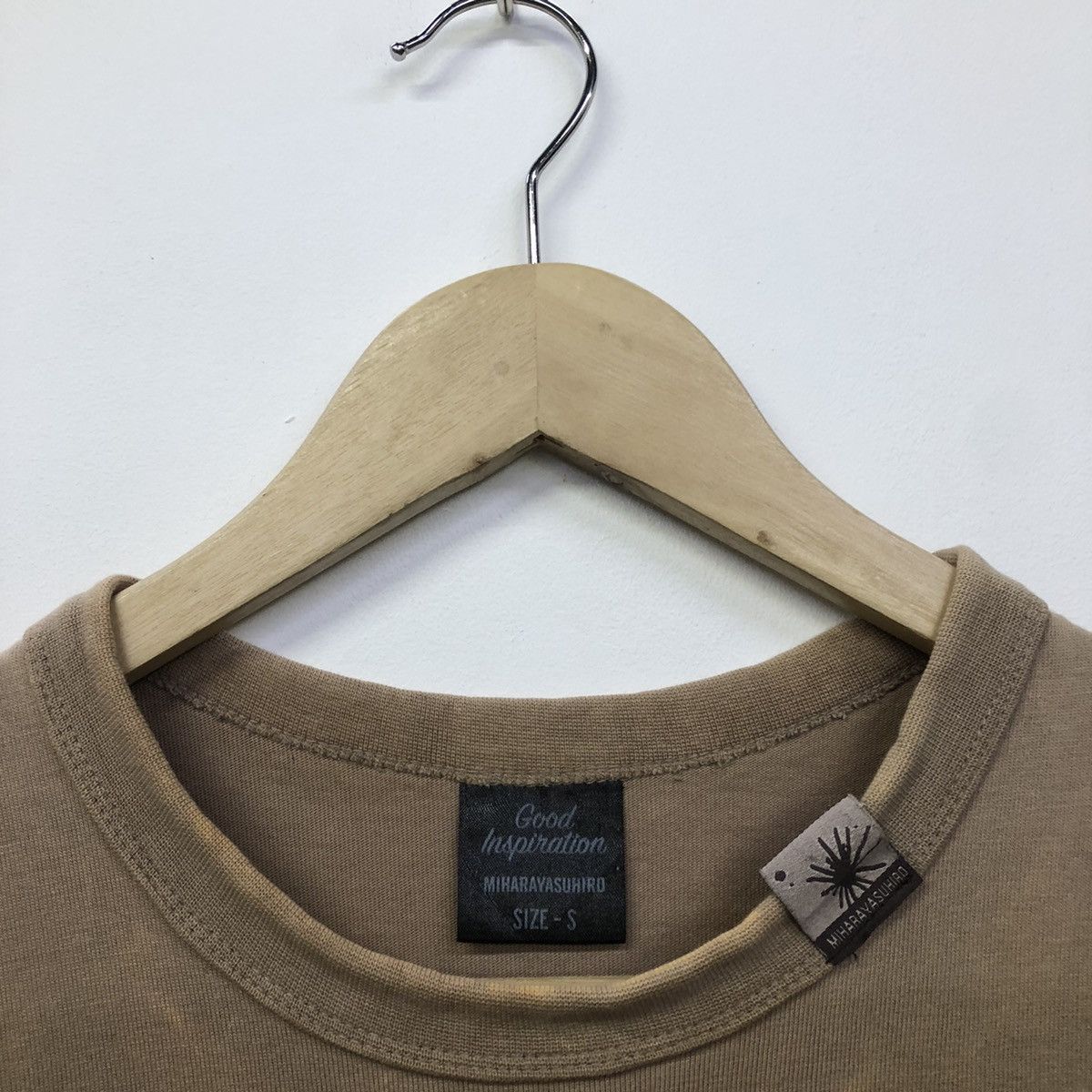 GU × Maison MIHARA YASUHIRO Miharayasuhiro Collab With GU Good Inspiration Tshirt Size US S / EU 44-46 / 1 - 4 Thumbnail