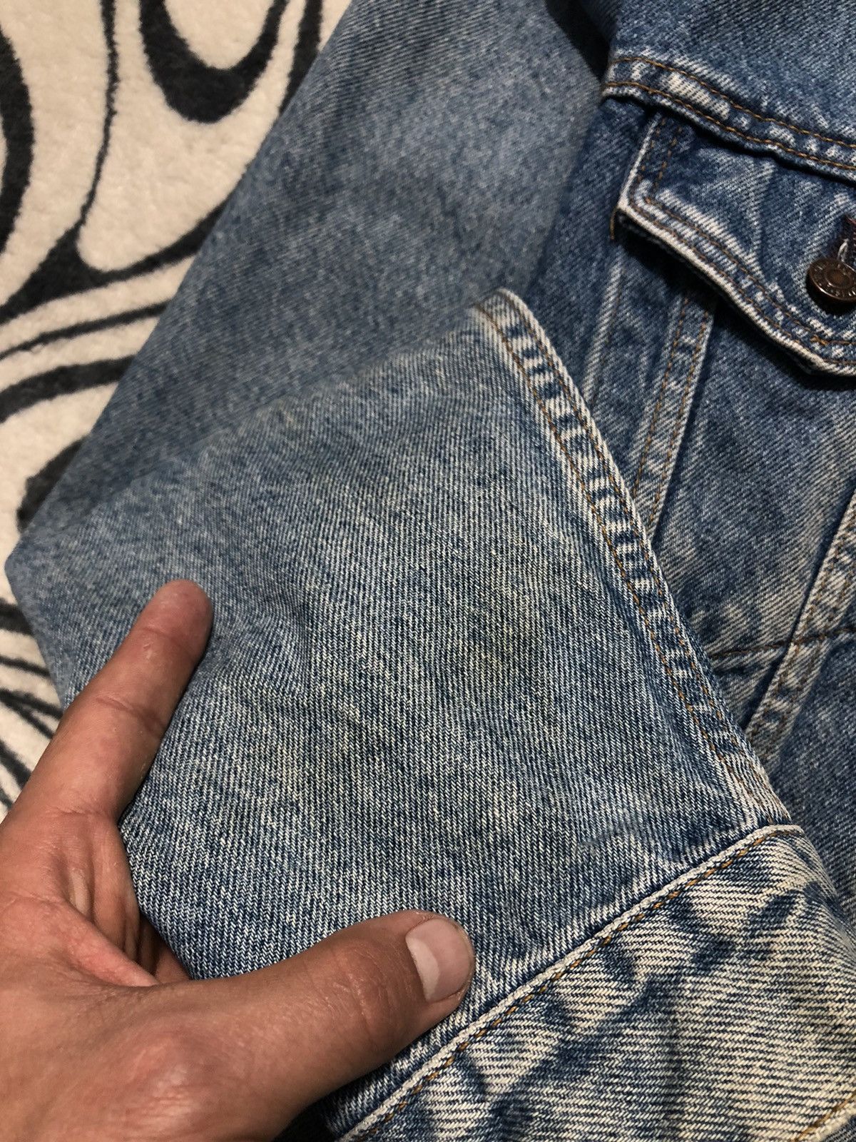 Levi's × Levi's Vintage Clothing Vintage Levis Mens Denim Jacket Jeans Made in USA Size US M / EU 48-50 / 2 - 5 Thumbnail