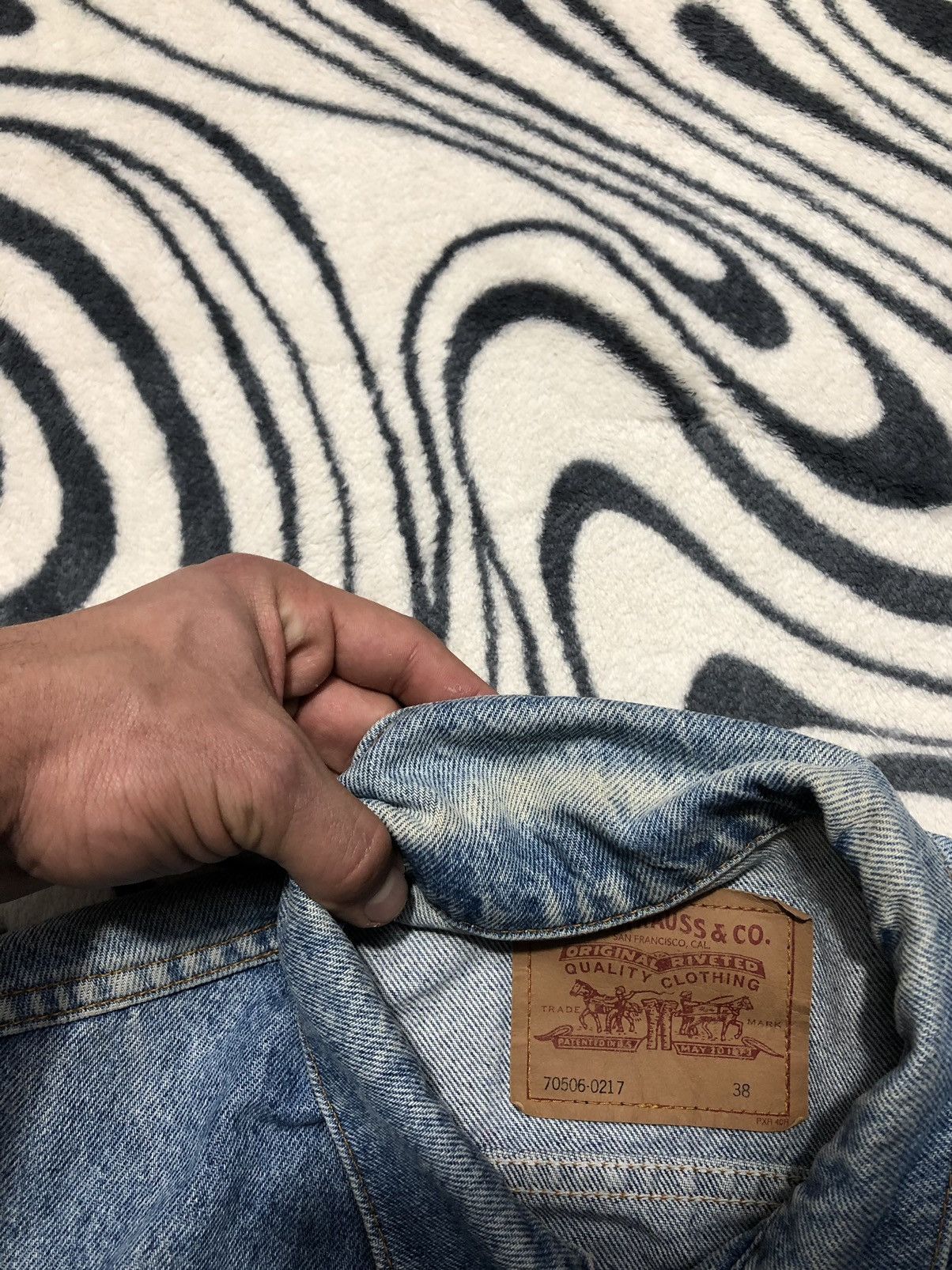Levi's × Levi's Vintage Clothing Vintage Levis Mens Denim Jacket Jeans Made in USA Size US M / EU 48-50 / 2 - 6 Thumbnail