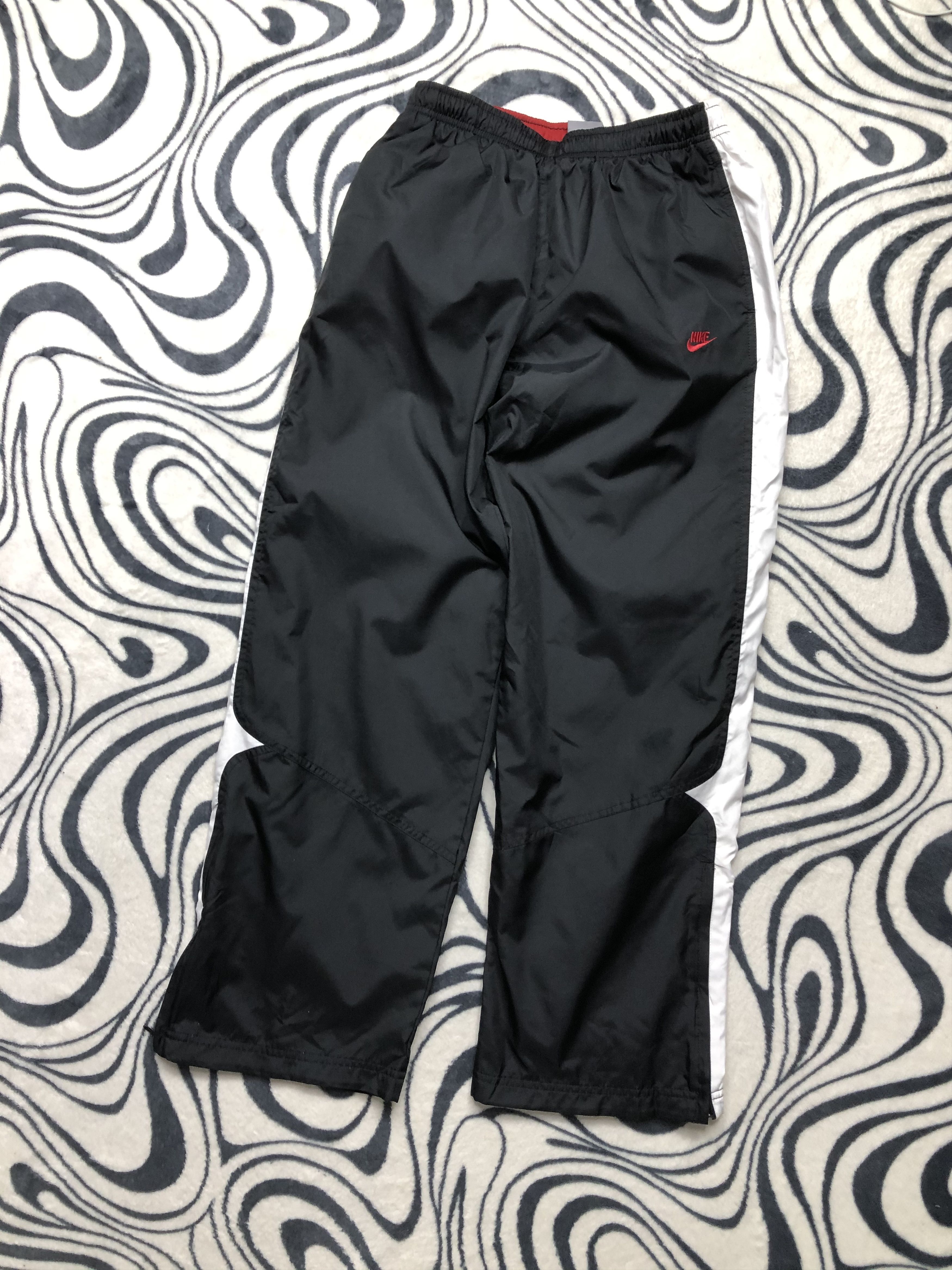 Nike Vintage Mens Nylon Baggy Pants Y2K Drill