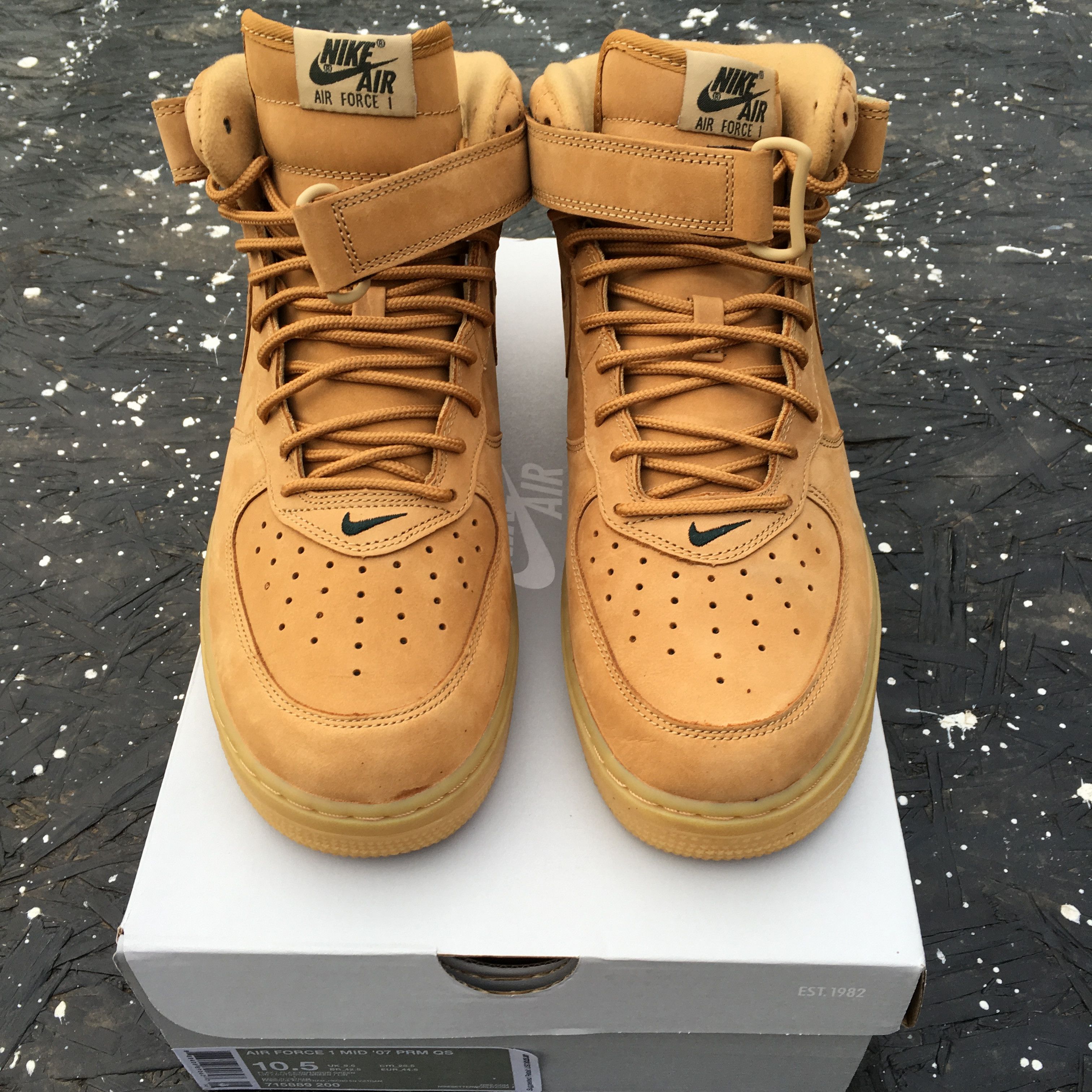 Nike Air Force 1 Mid Flax "Wheat" Size US 10.5 / EU 43-44 - 2 Preview