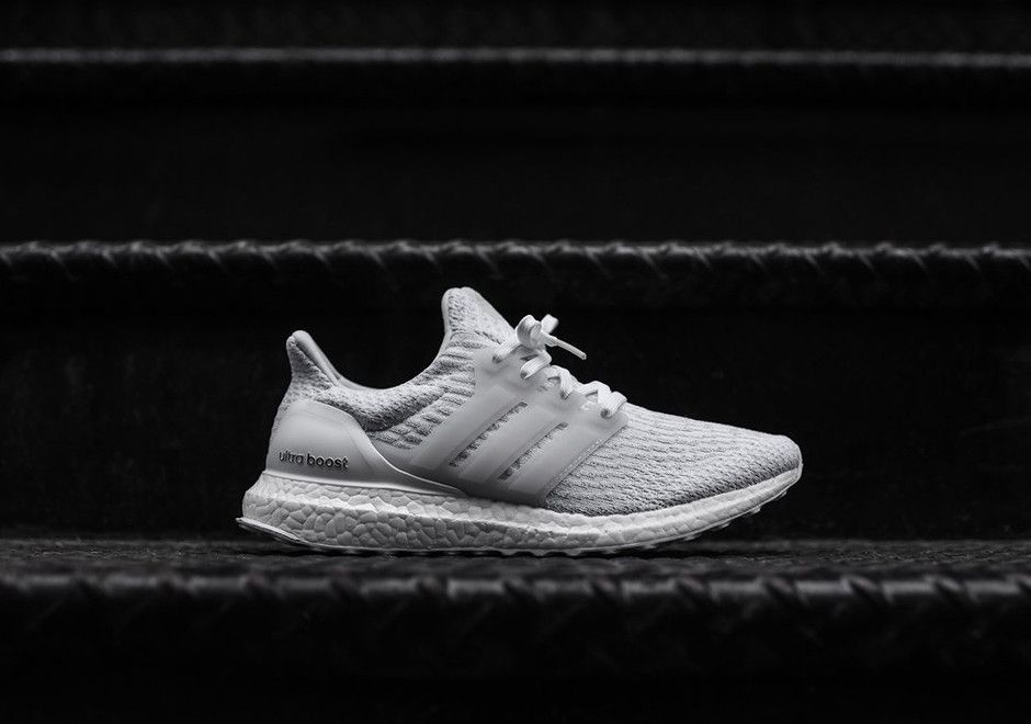 Ub triple outlet white