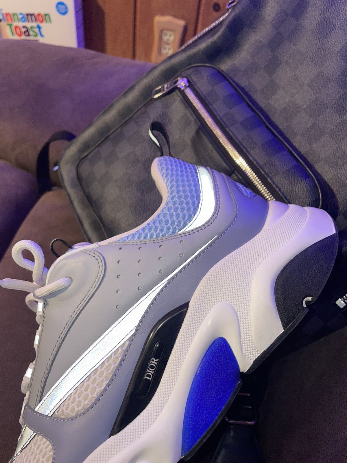 Dior Dior B22 White/Blue Calfskin Sneaker Size US 11 / EU 44 - 2 Thumbnail