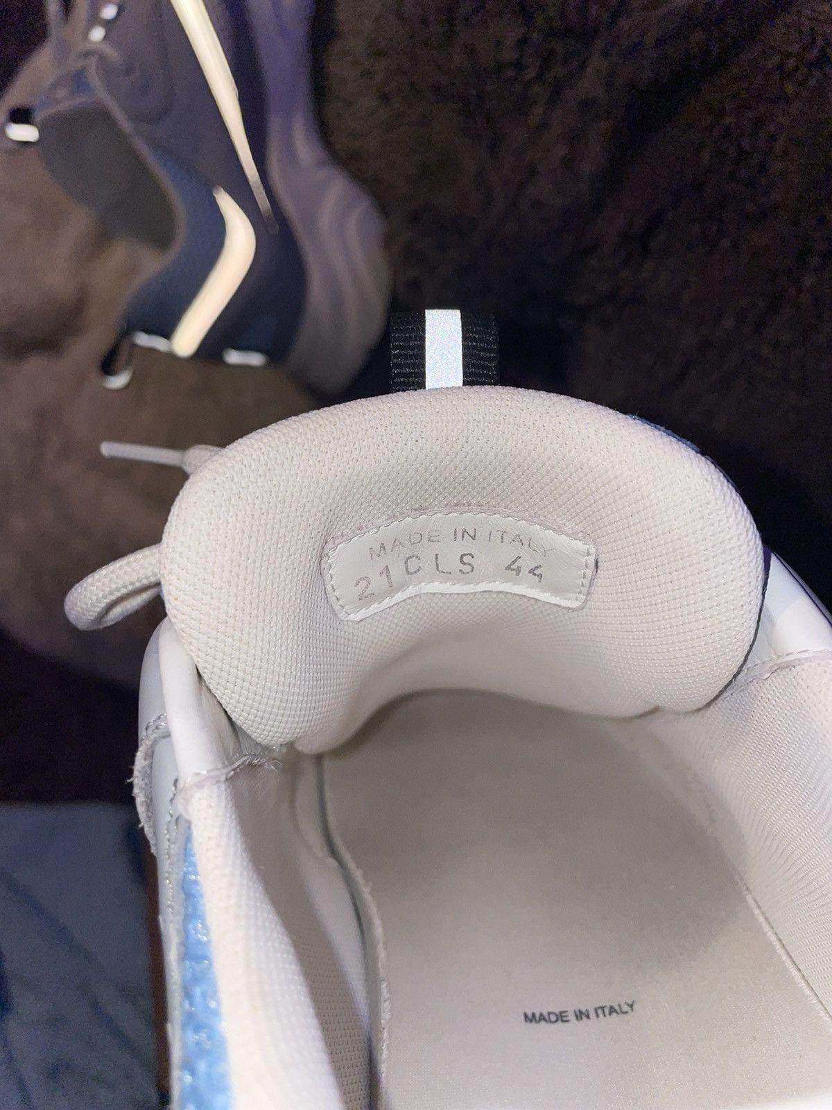 Dior Dior B22 White/Blue Calfskin Sneaker Size US 11 / EU 44 - 12 Thumbnail