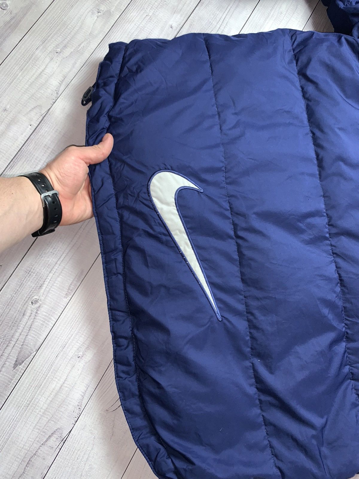 Nike × Vintage Vintage Nike down jacket big logo Swoosh size M Size US M / EU 48-50 / 2 - 7 Thumbnail
