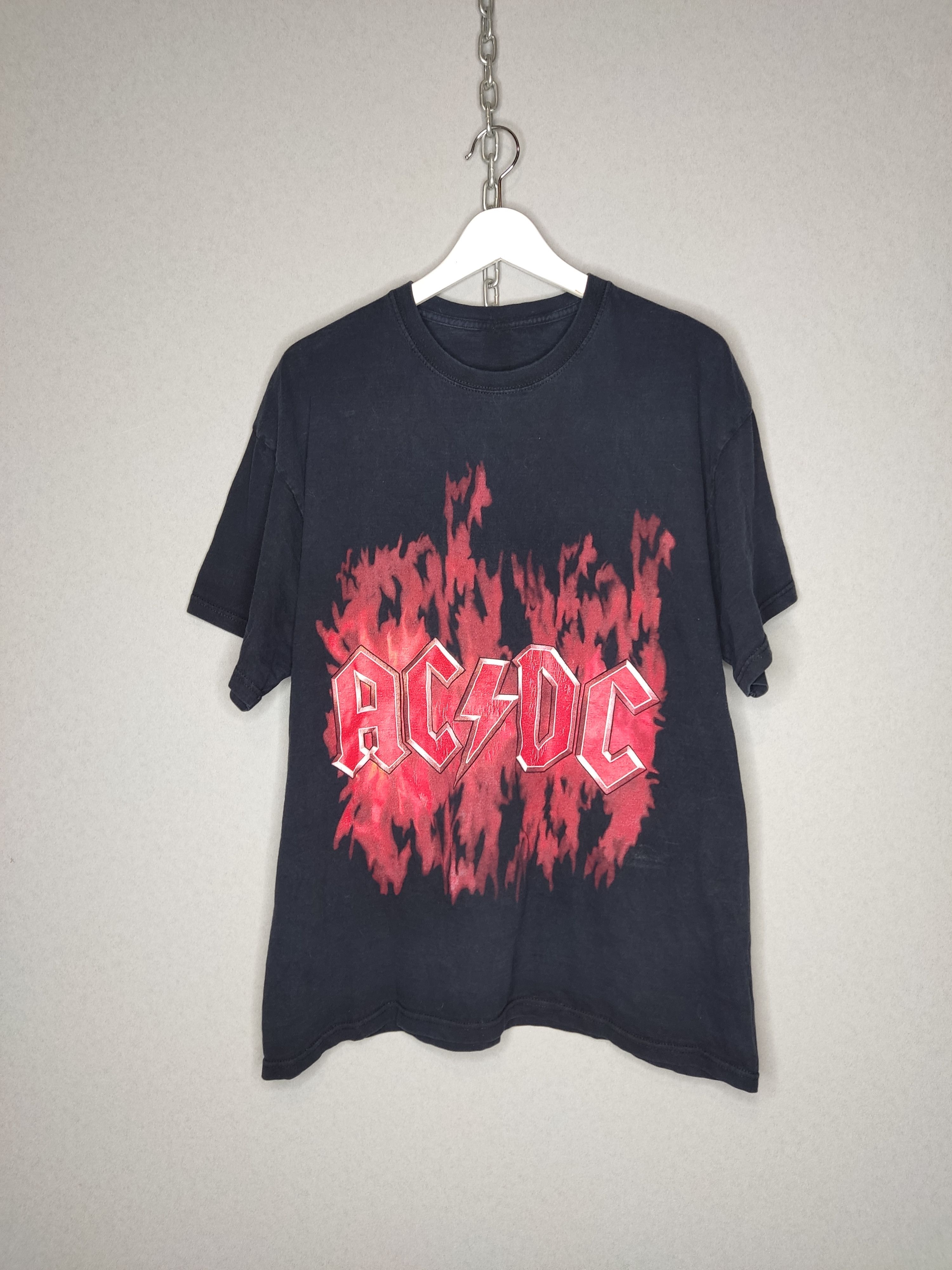 Vintage ACDC Logo on fire Vintage T-shirt Rock Band Ac/Dc | Grailed